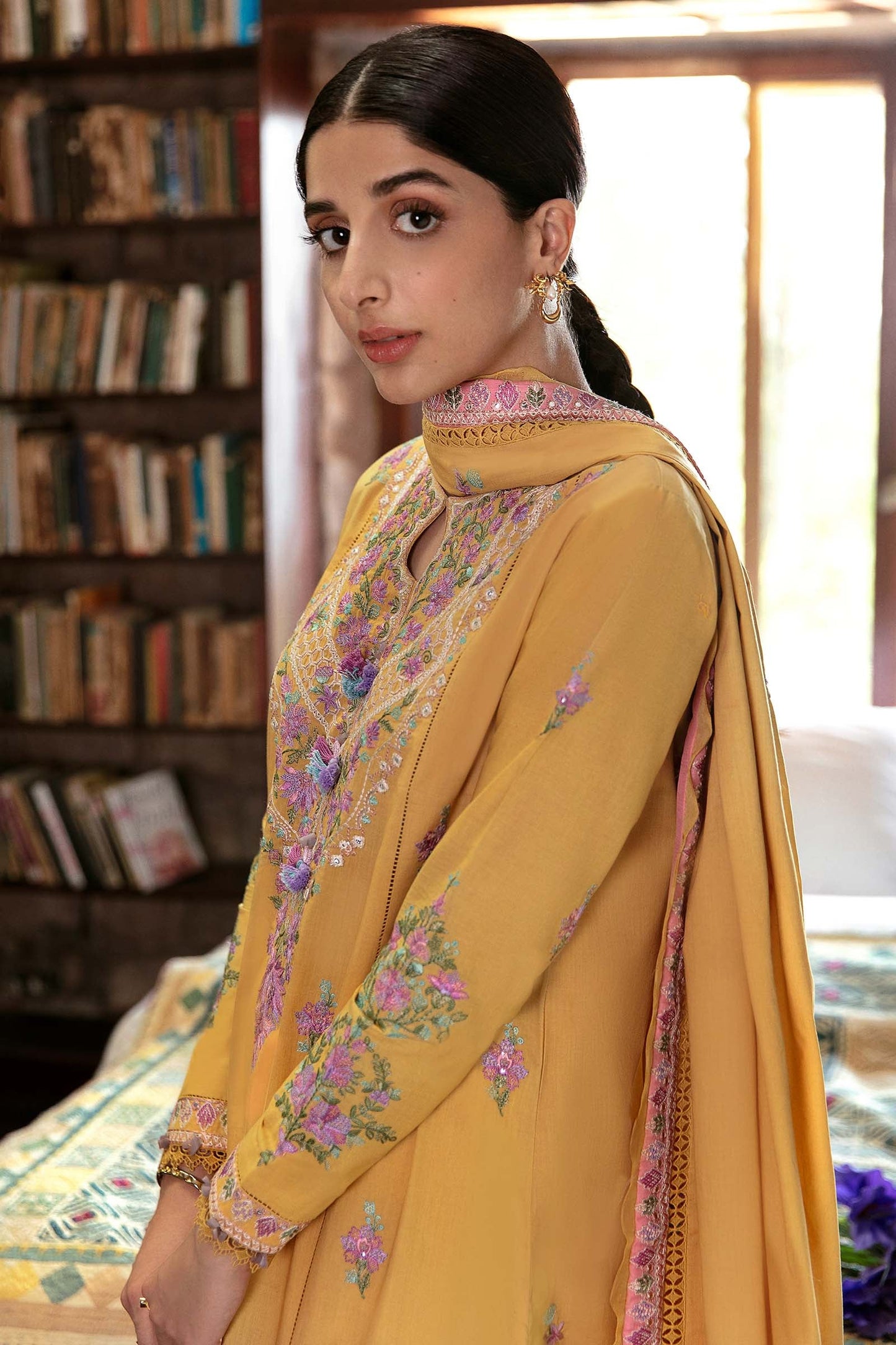 SHAMS (ZF22-05) | Zaha | Festive Lawn Unstitched 2022