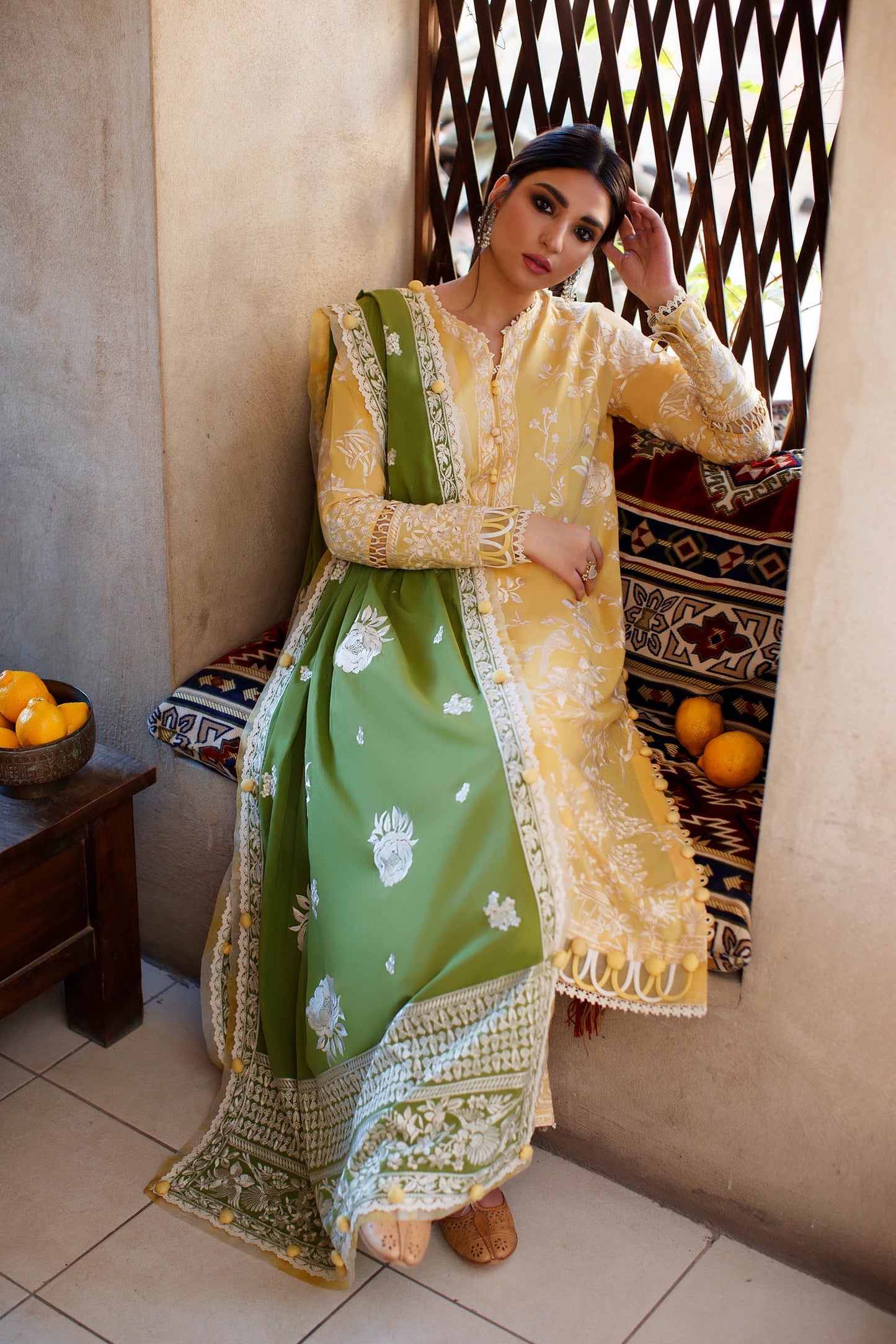 FERESHTEH (ZL22-01 B) | Zaha | Lawn Volume 1 2022