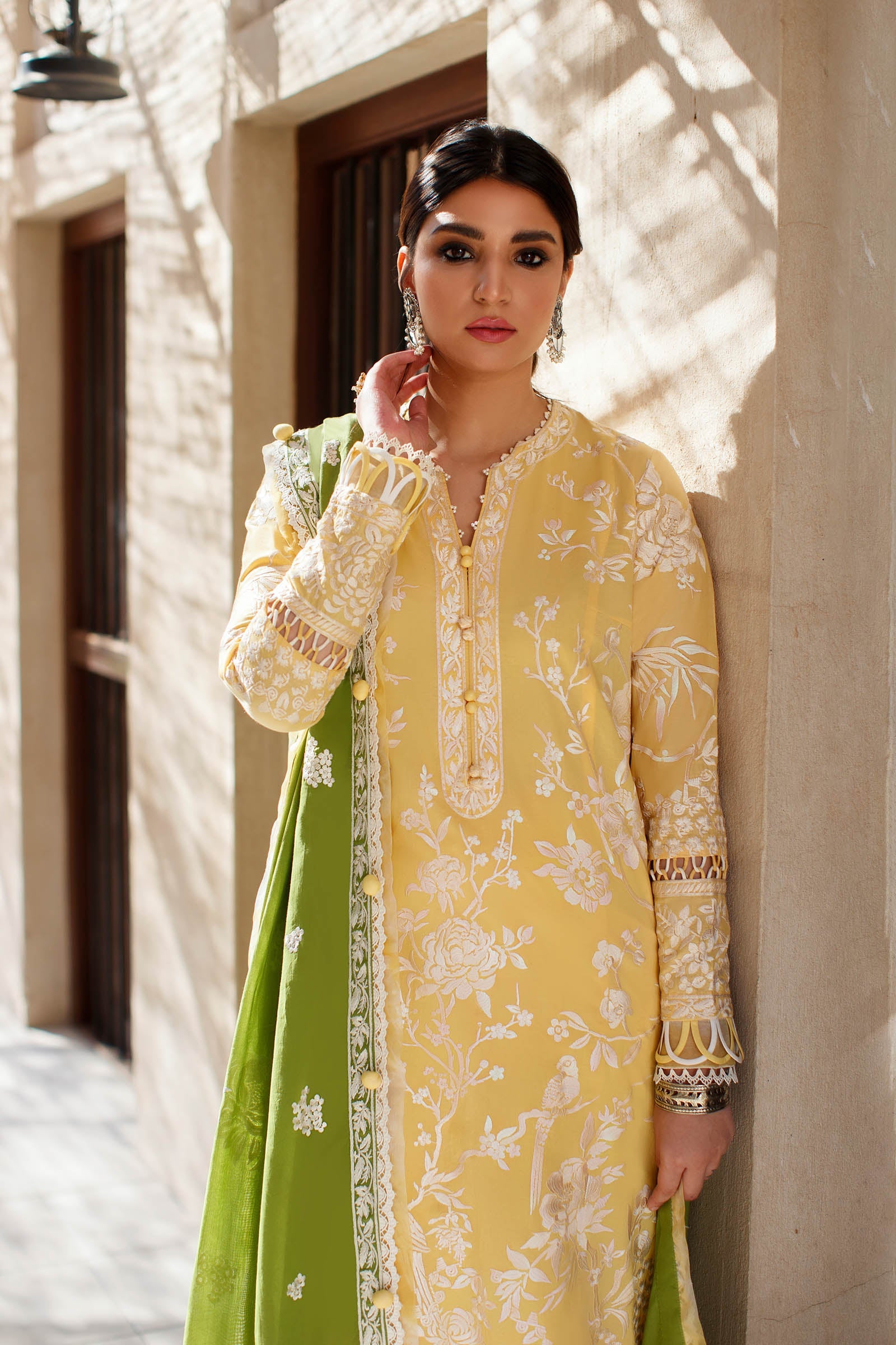 FERESHTEH (ZL22-01 B) | Zaha | Lawn Volume 1 2022
