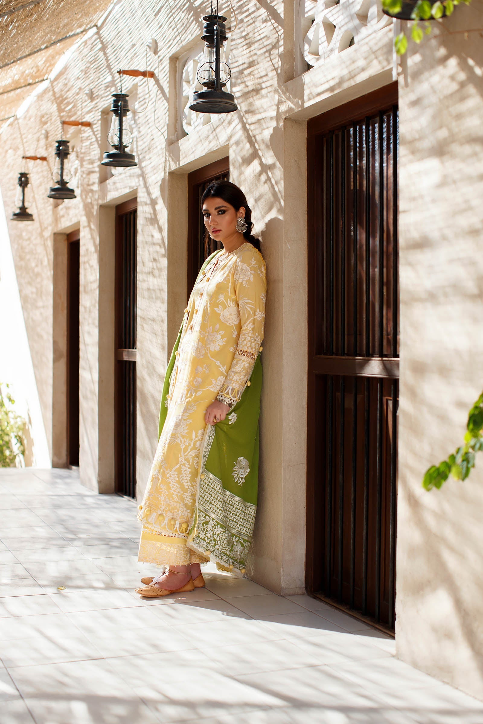 FERESHTEH (ZL22-01 B) | Zaha | Lawn Volume 1 2022