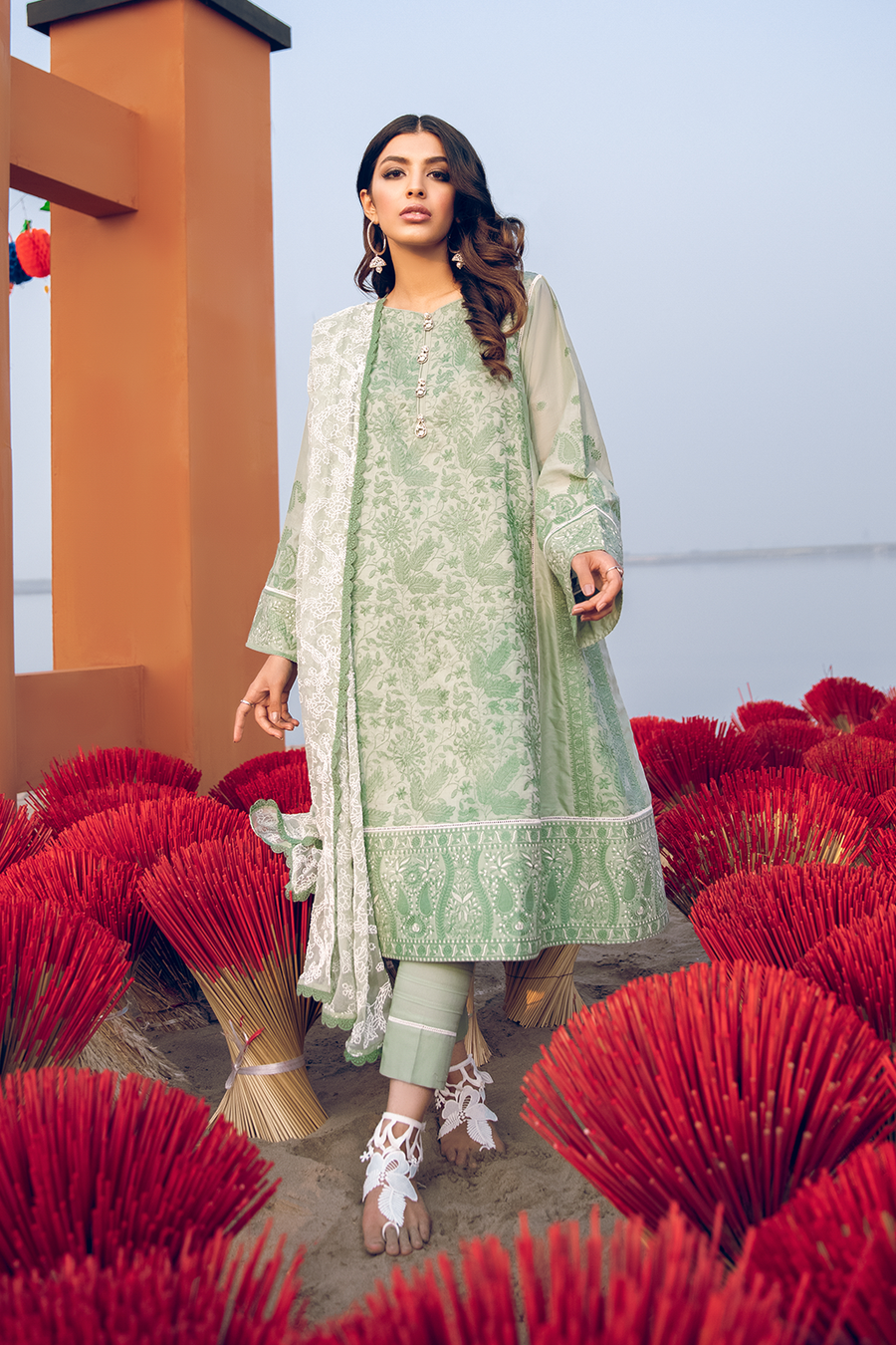 IL21-12 Creme | Iznik | Luxury Lawn 2021