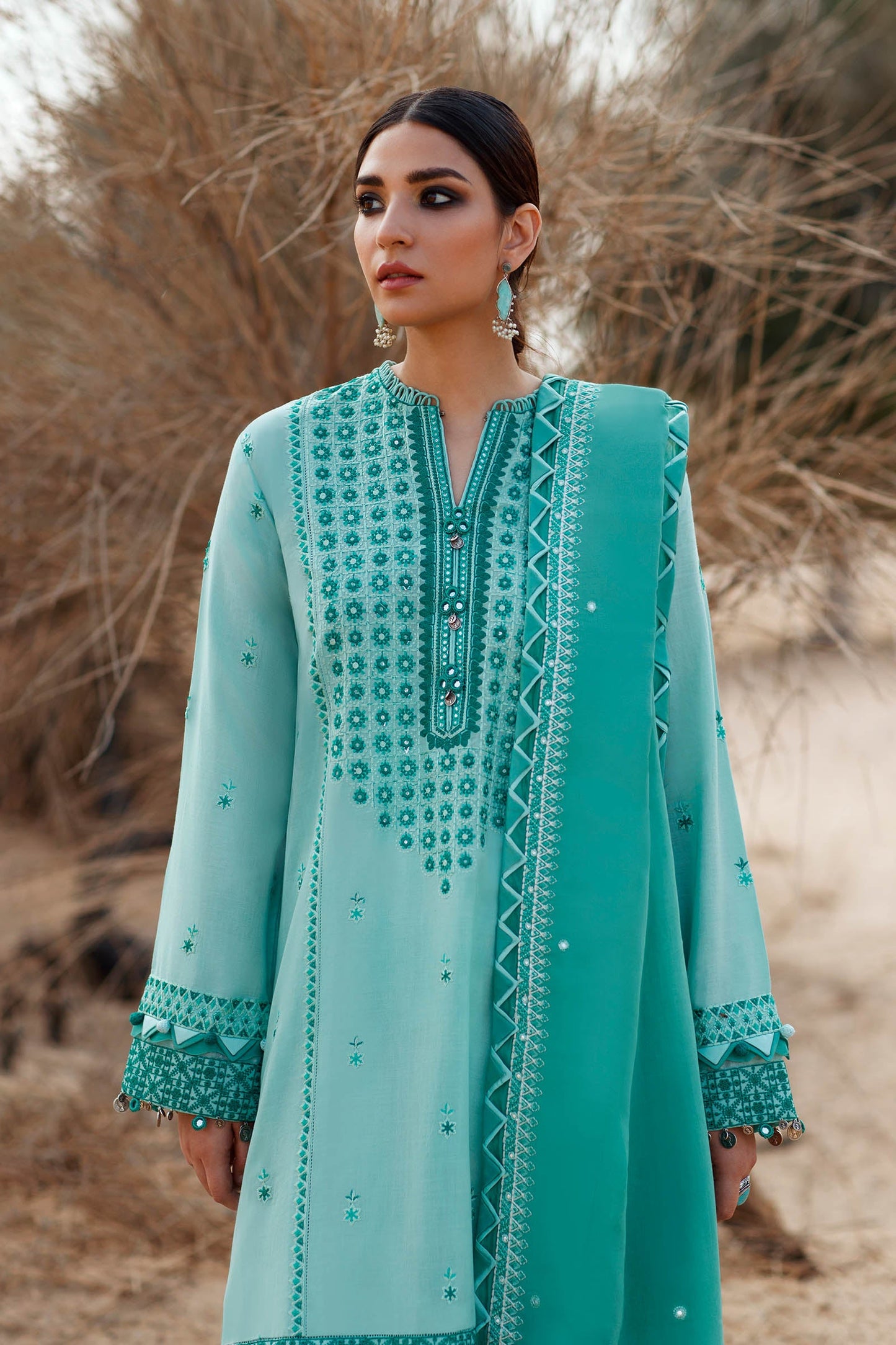 FEZEH (ZL22-02 A) | Zaha | Lawn Volume 1 2022