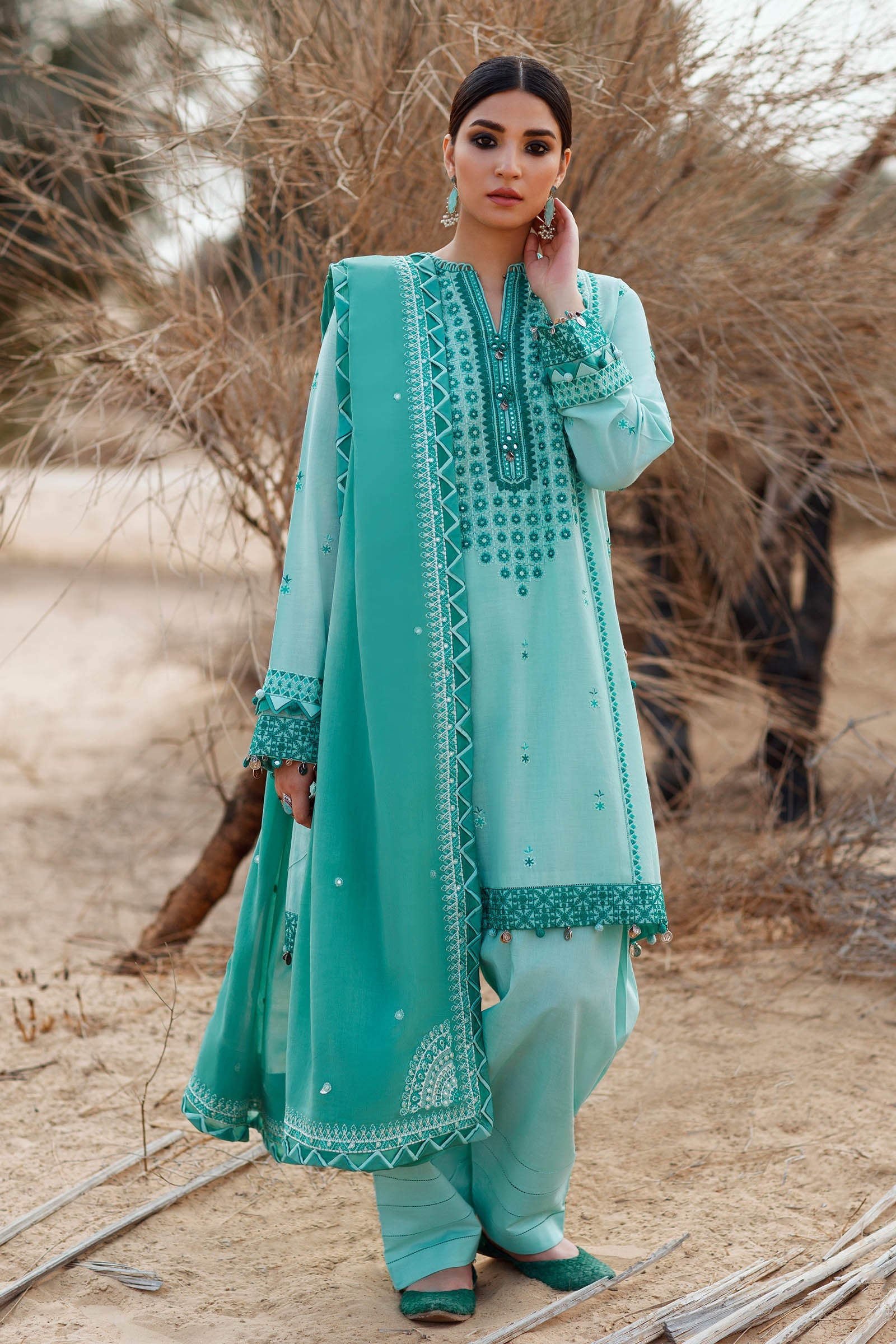 FEZEH (ZL22-02 A) | Zaha | Lawn Volume 1 2022