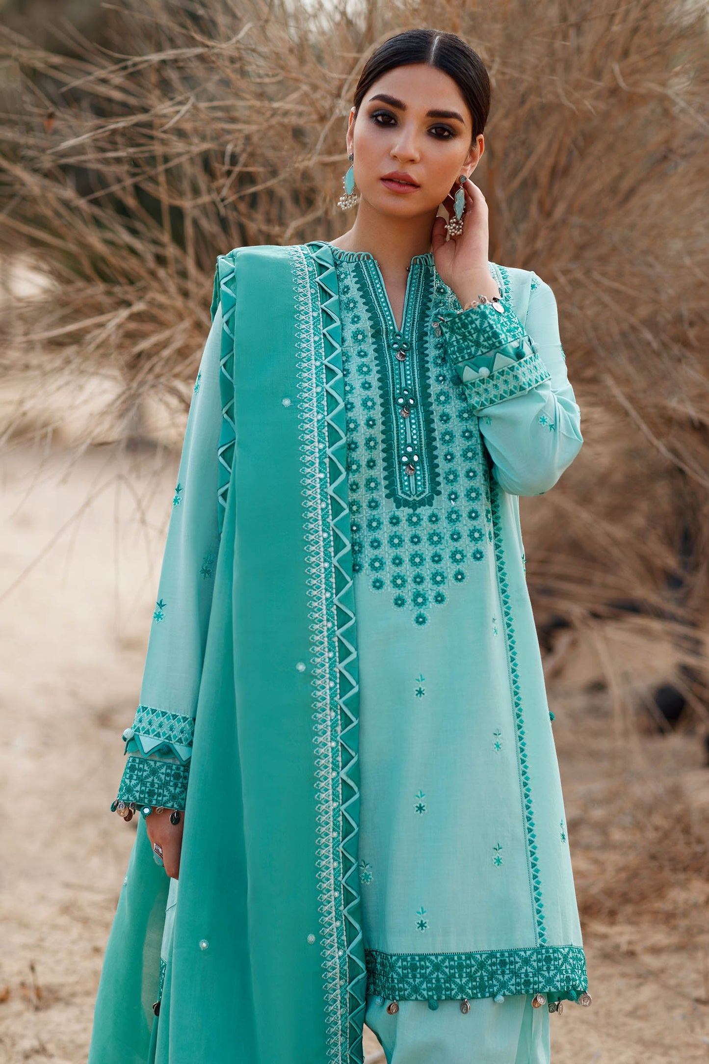 FEZEH (ZL22-02 A) | Zaha | Lawn Volume 1 2022