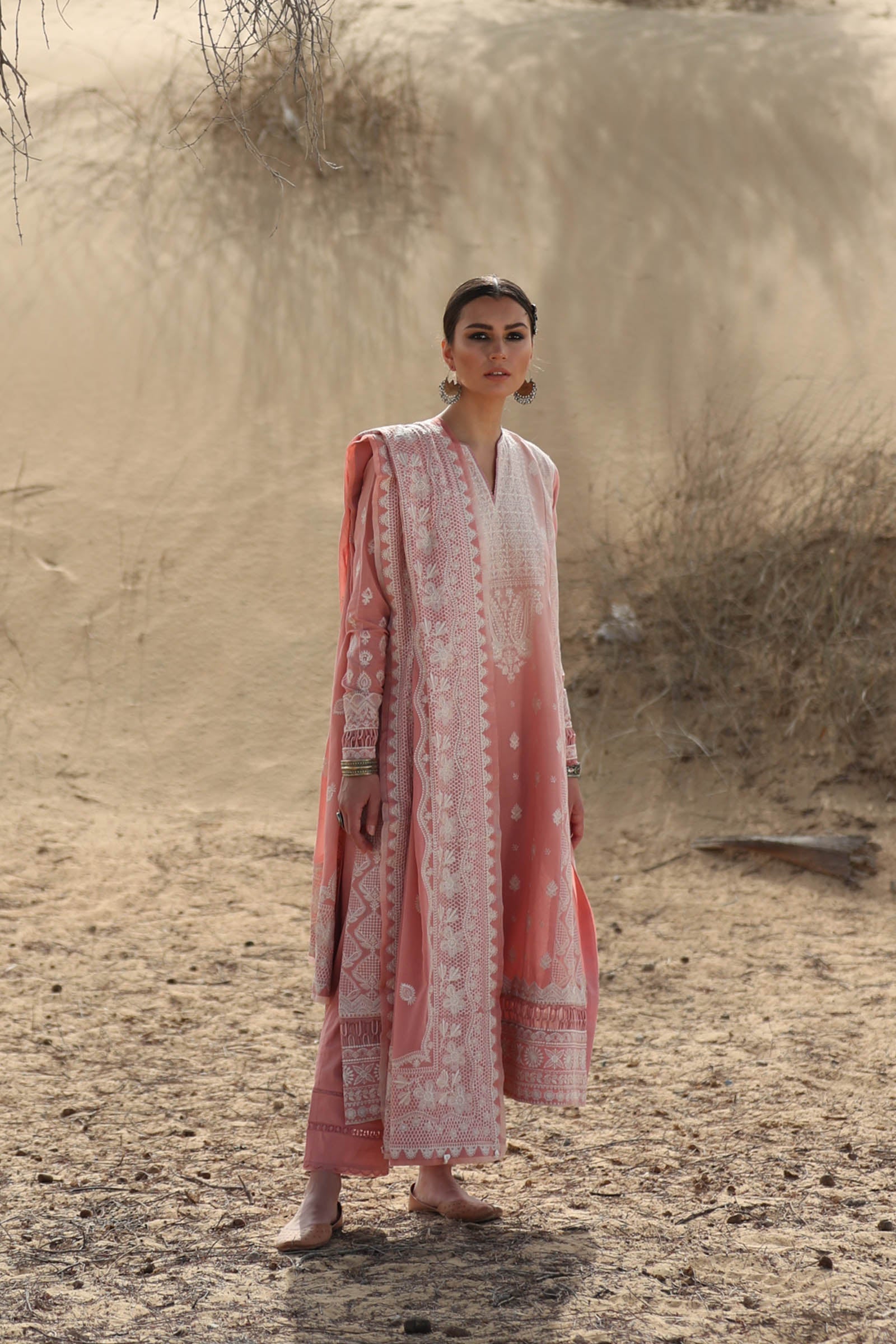 PARISA (ZL22-03 B) | Zaha | Lawn Volume 1 2022