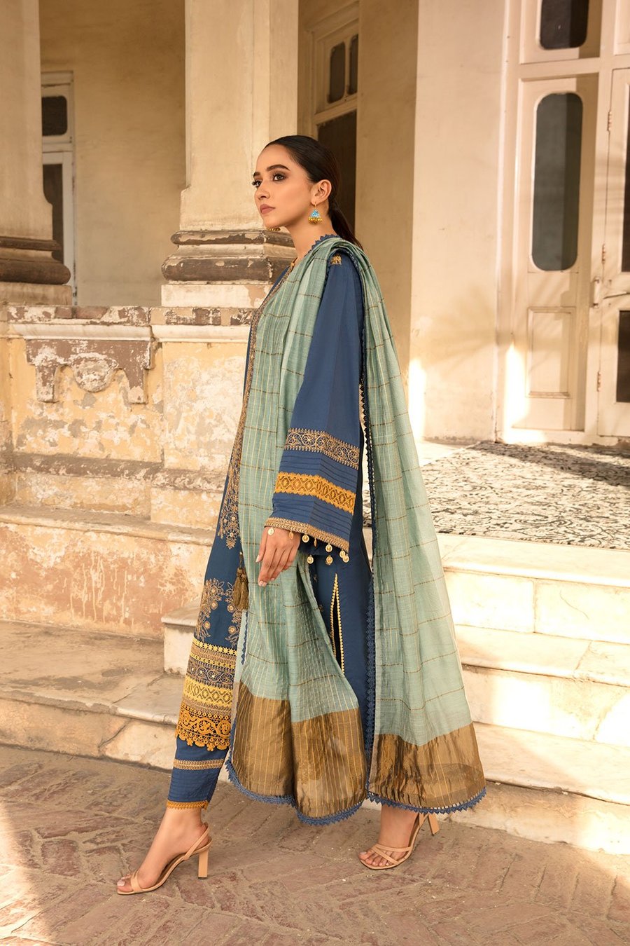 10A | Sobia Nazir | Vital Lawn Volume 2 Collection'21