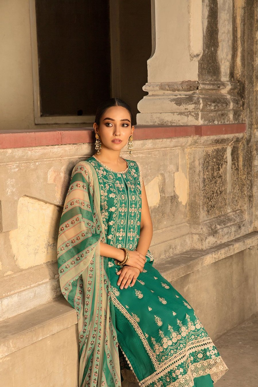 5B | Sobia Nazir | Vital Lawn Volume 2 Collection'21