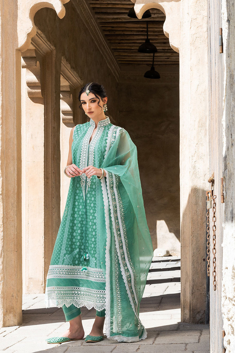 VT22 - 8B | Sobia Nazir | Vital Lawn Collection 2022