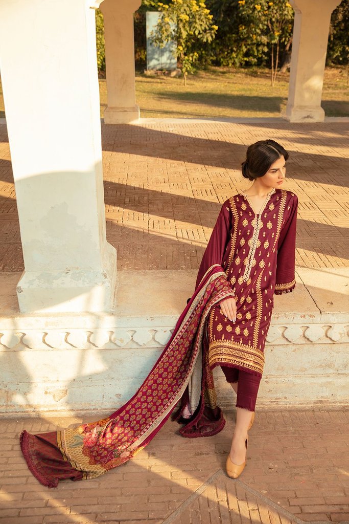 Design 2B | Sobia Nazir | Winter Shawl 2021