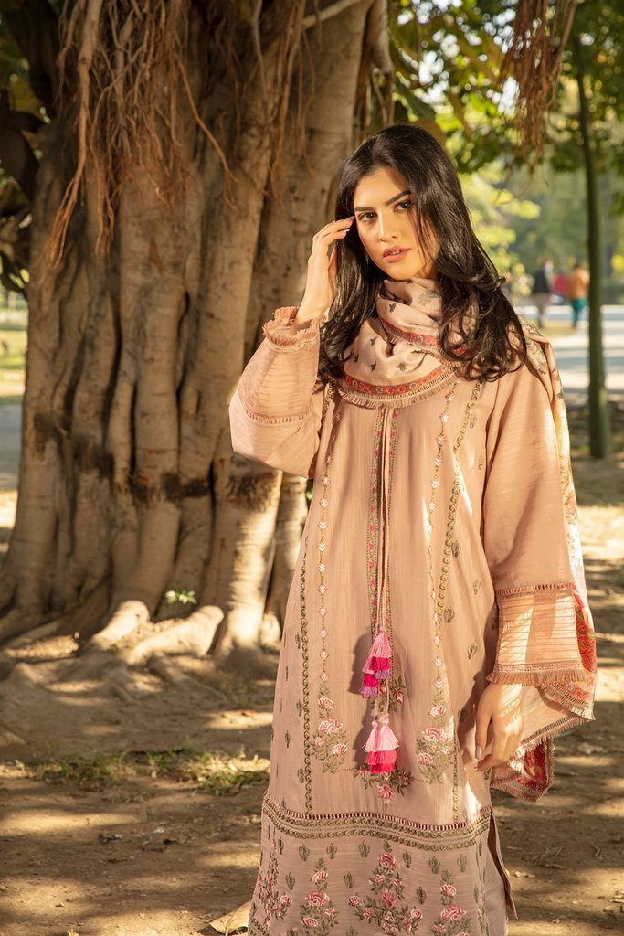 Design 7B | Sobia Nazir | Winter Shawl 2021