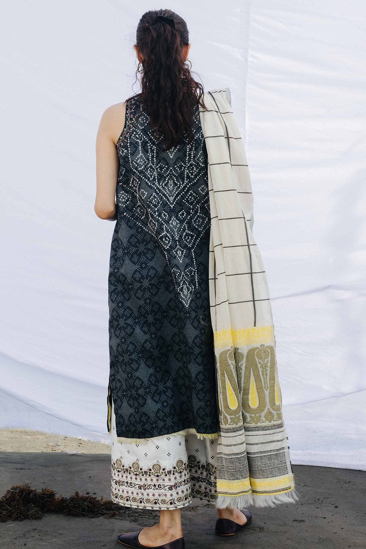 Z21-4A | Zara Shahjahan | Coco Lawn 2021