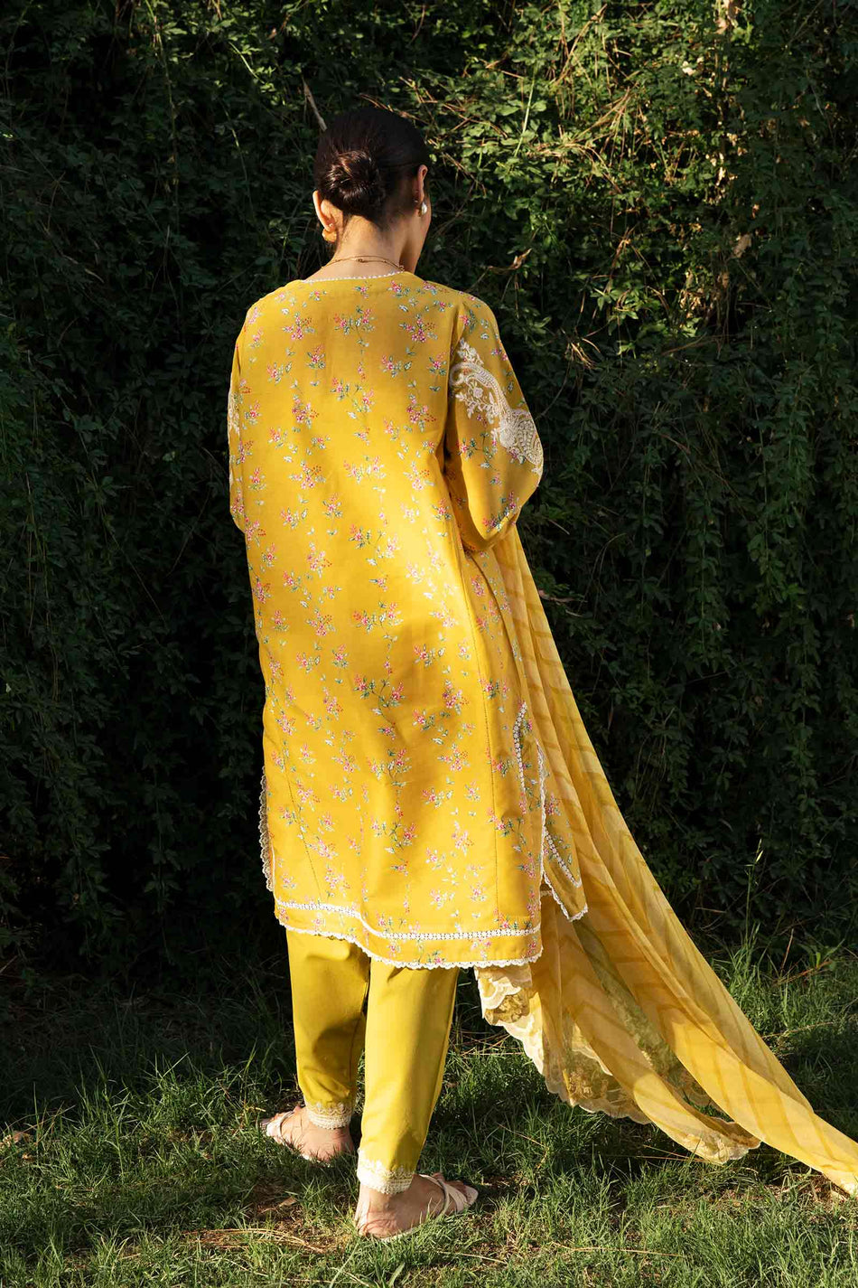 ZCE22 - 3A | Coco By Zara Shahjahan | Lawn Volume 2 Collection 2022