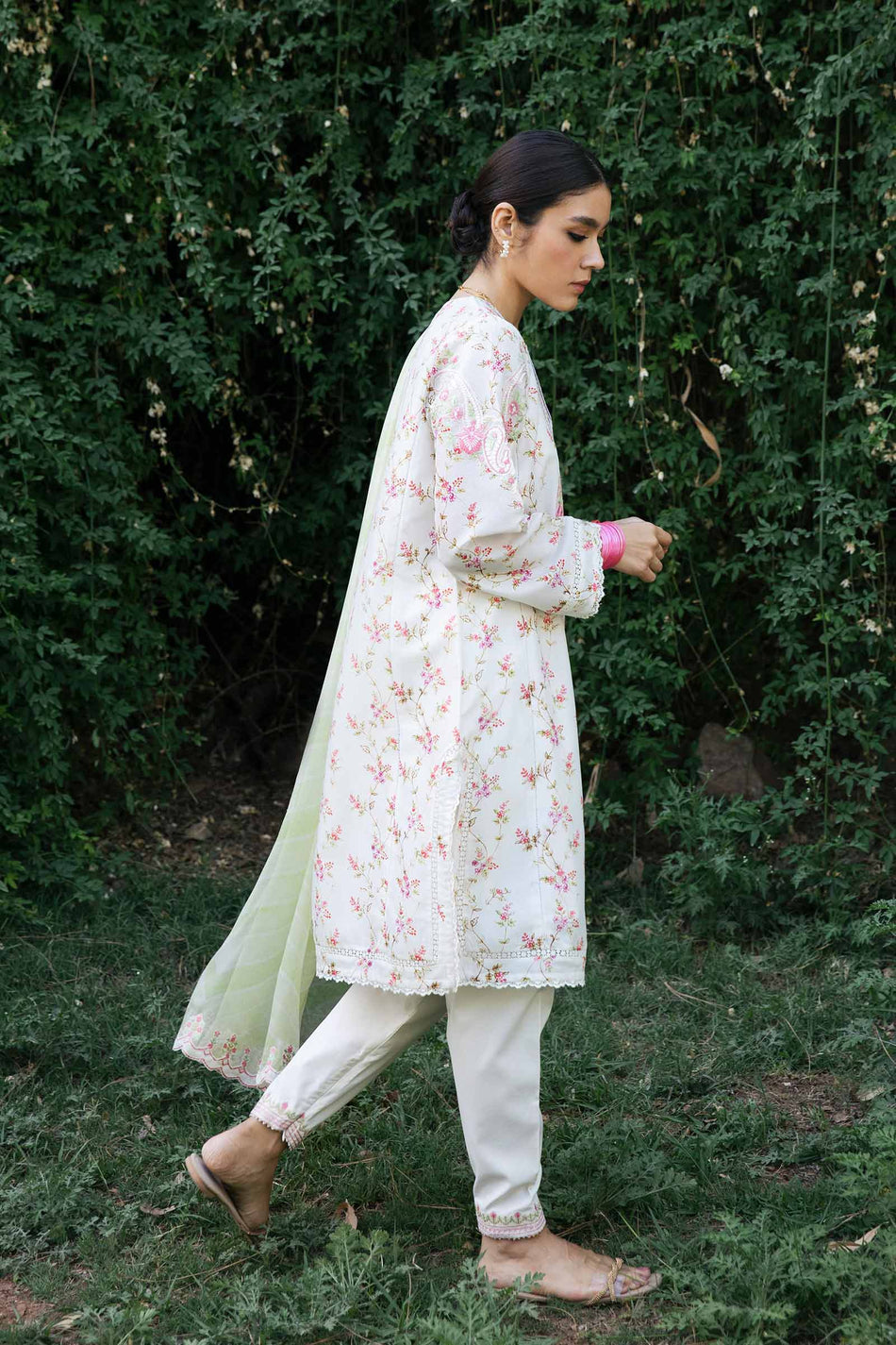 ZCE22 - 3B | Coco By Zara Shahjahan | Lawn Volume 2 Collection 2022