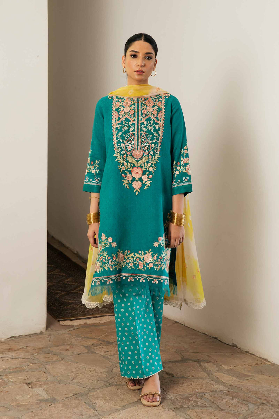 ZCE22 - 4B | Coco By Zara Shahjahan | Lawn Volume 2 Collection 2022