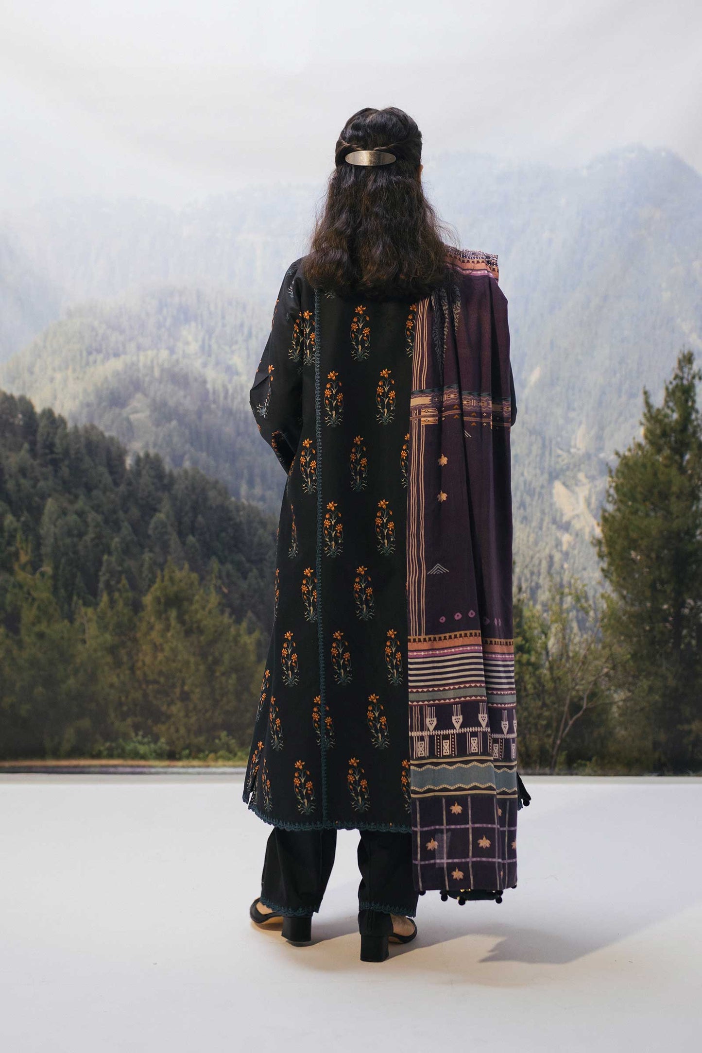 ZW20-1B | Zara Shahjahan | Coco Winter'20