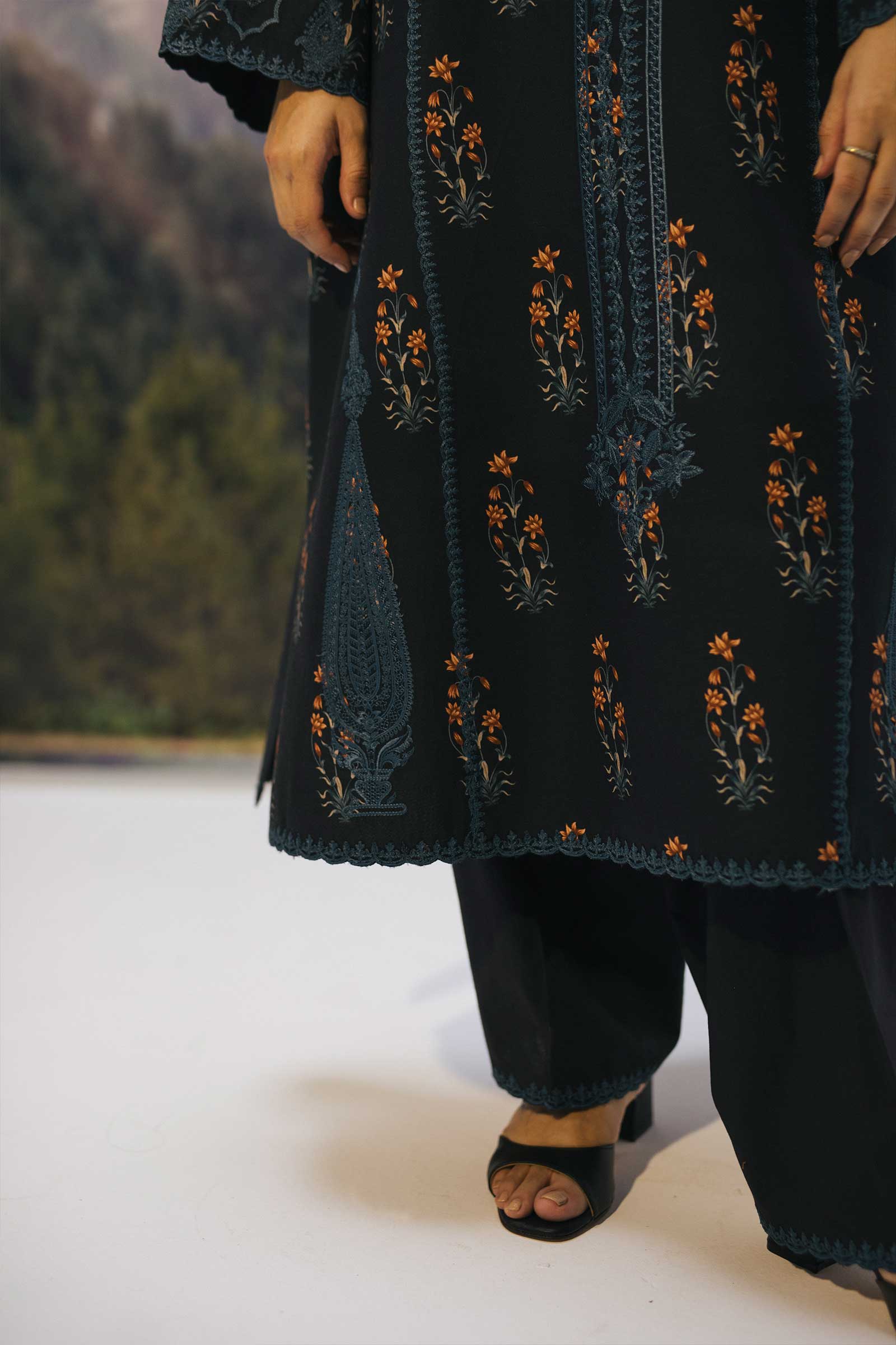 ZW20-1B | Zara Shahjahan | Coco Winter'20