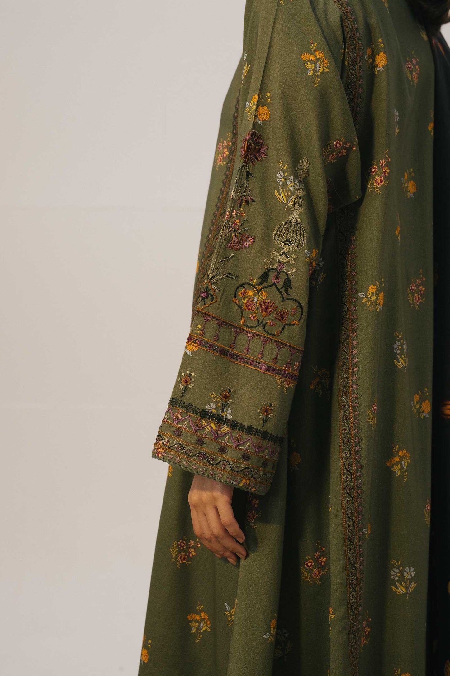 ZW20-3A | Zara Shahjahan | Coco Winter'20
