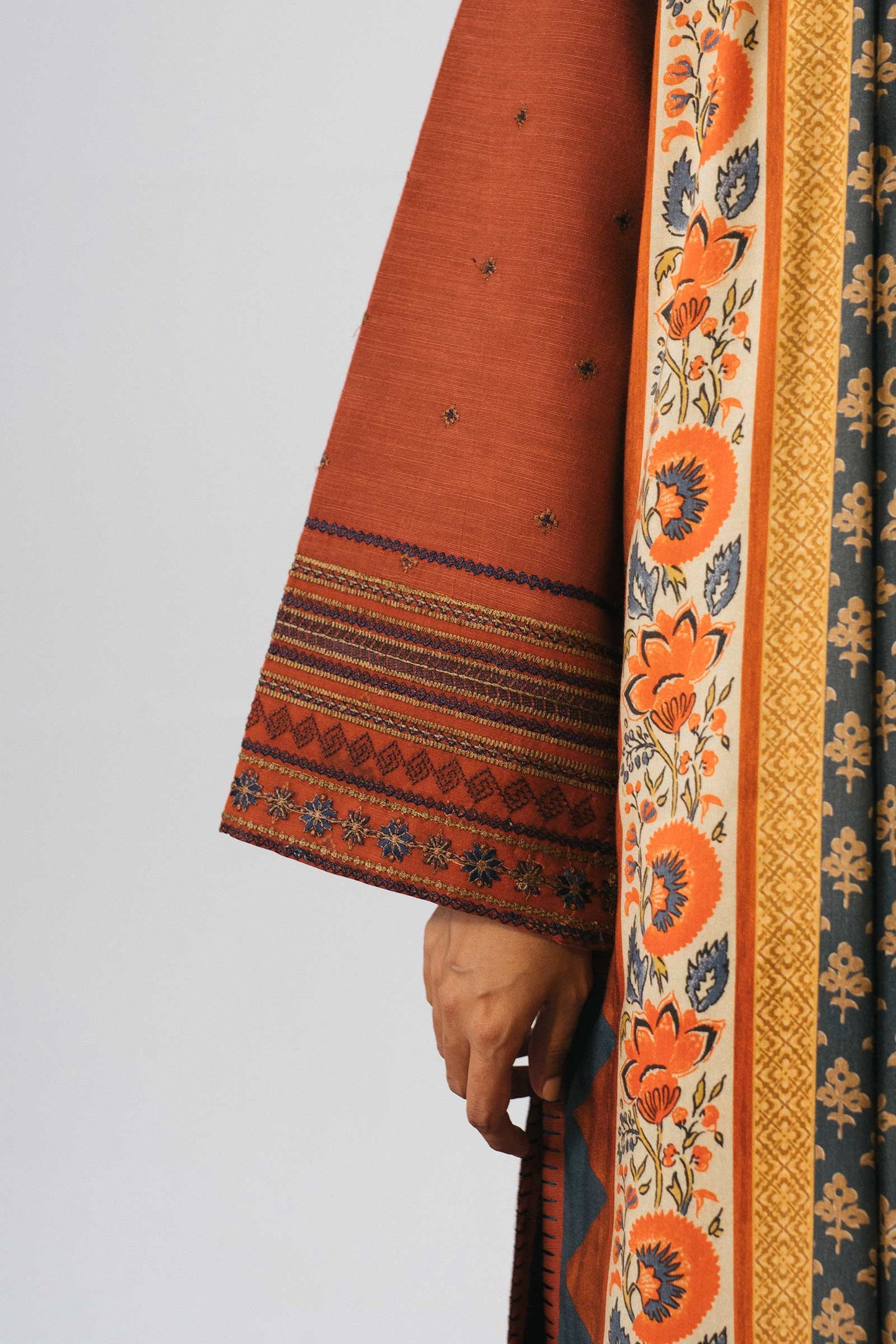 ZW20-4A | Zara Shahjahan | Coco Winter'20