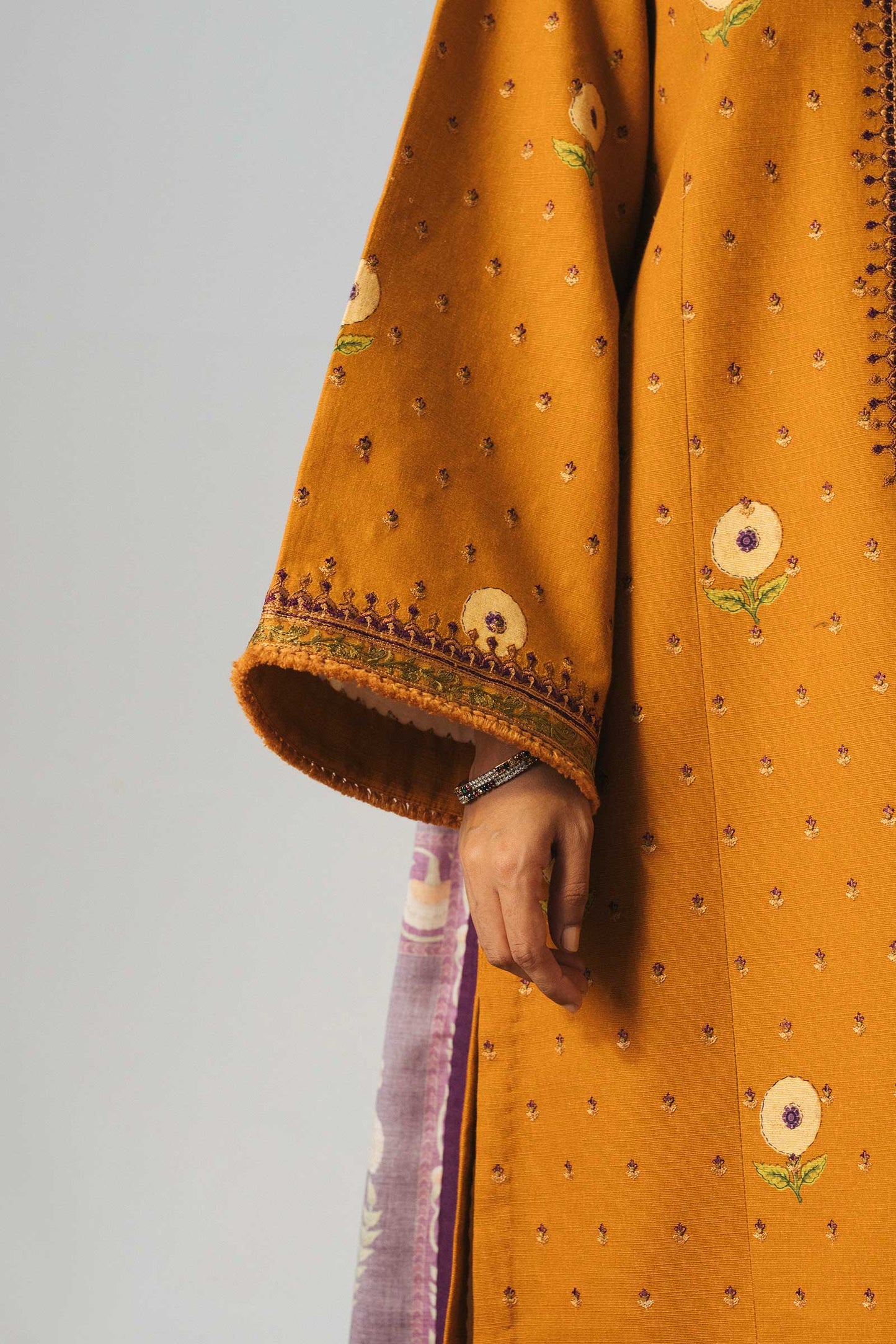 ZW20-6A | Zara Shahjahan | Coco Winter'20