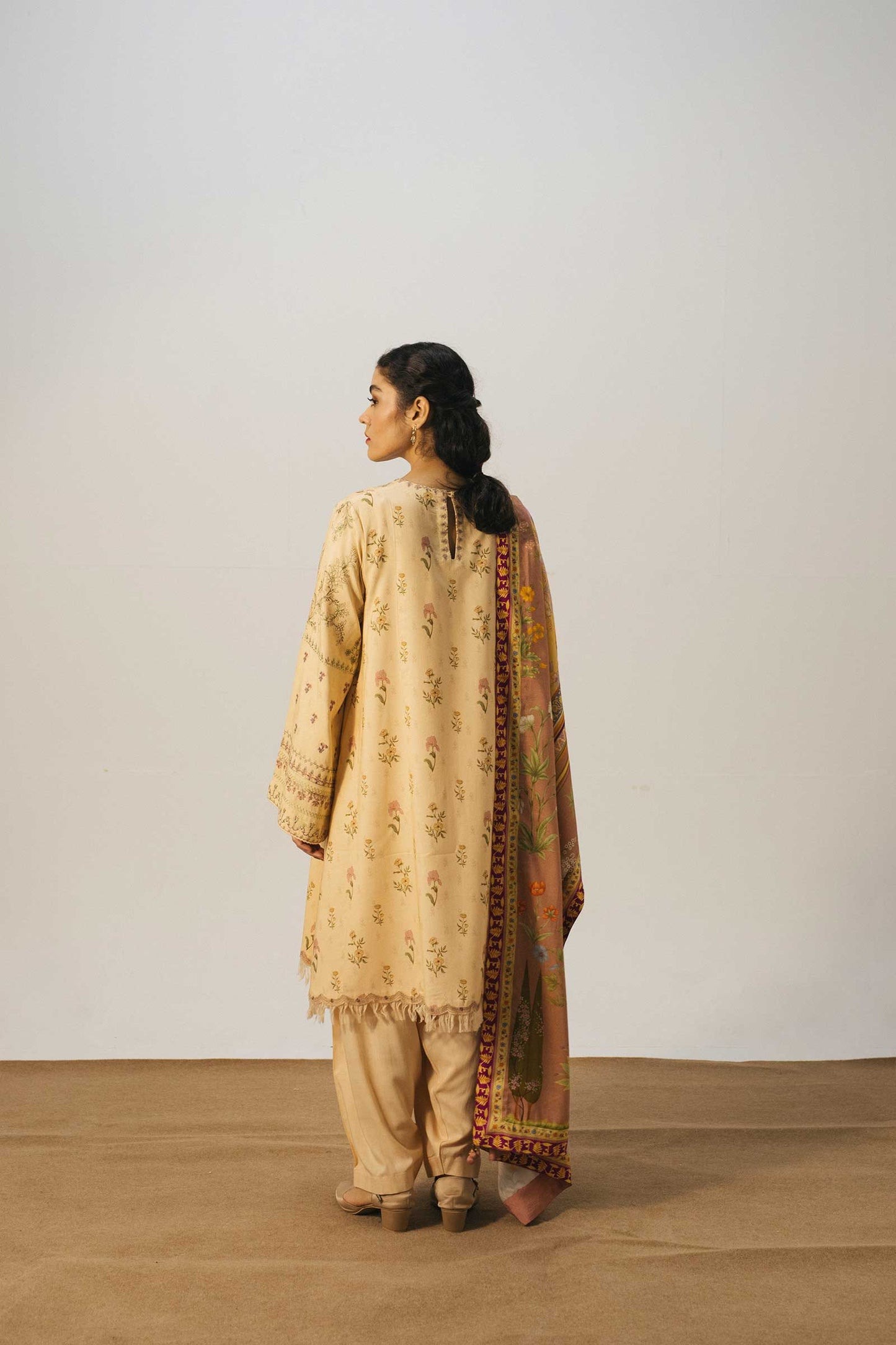 ZW20-7A | Zara Shahjahan | Coco Winter'20