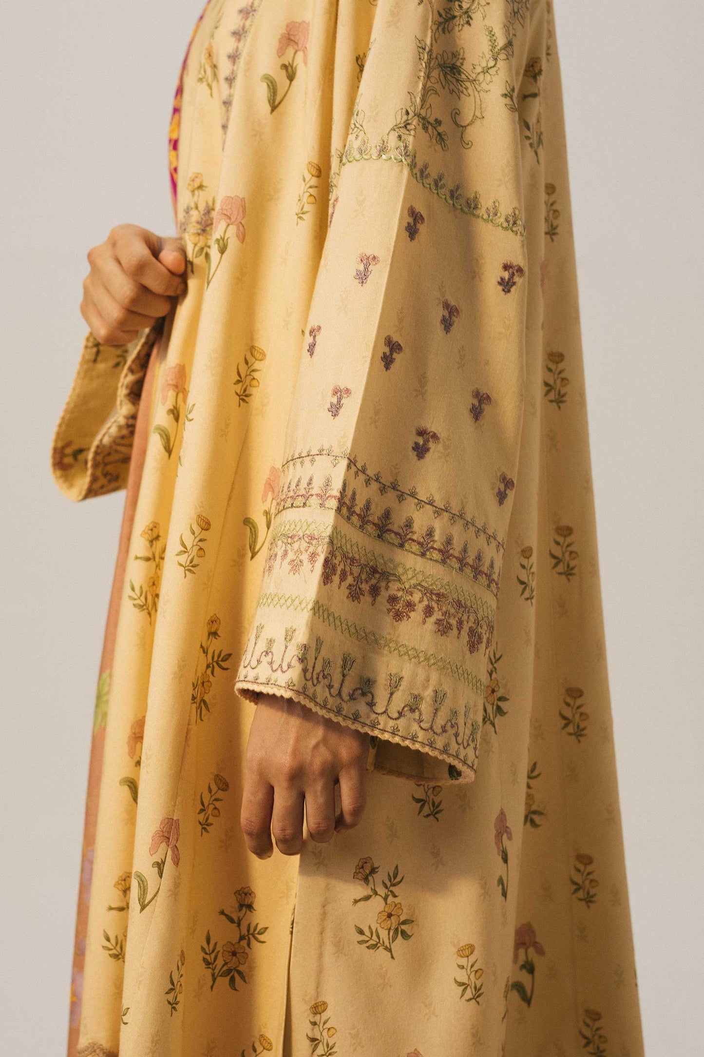 ZW20-7A | Zara Shahjahan | Coco Winter'20