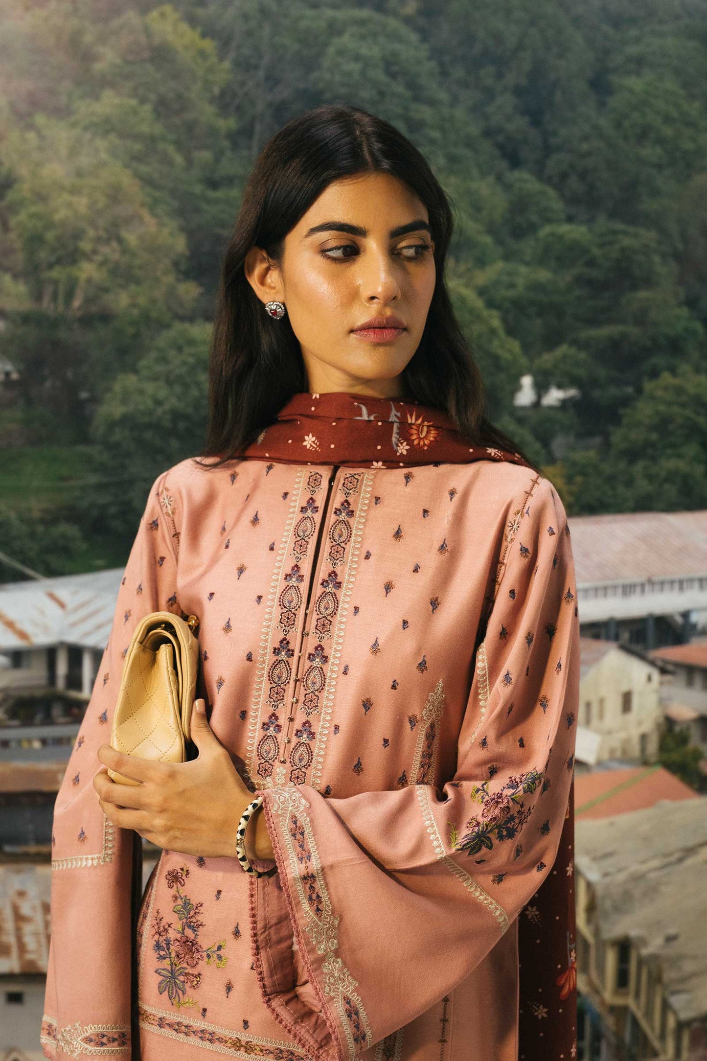 ZW20-8B | Zara Shahjahan | Coco Winter'20