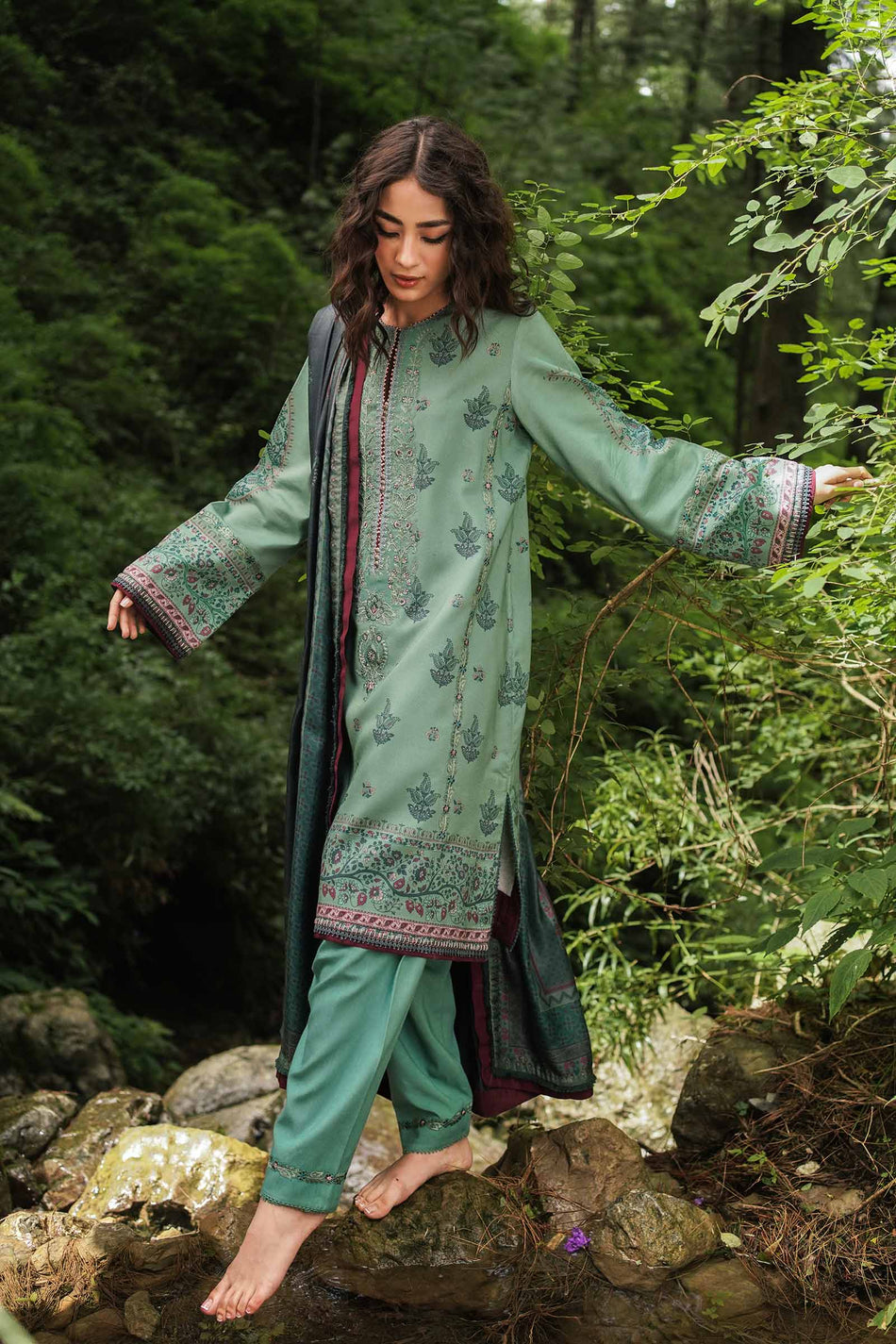 ZW22 - 4A | Coco By Zara Shahjahan | Winter Collection 2022