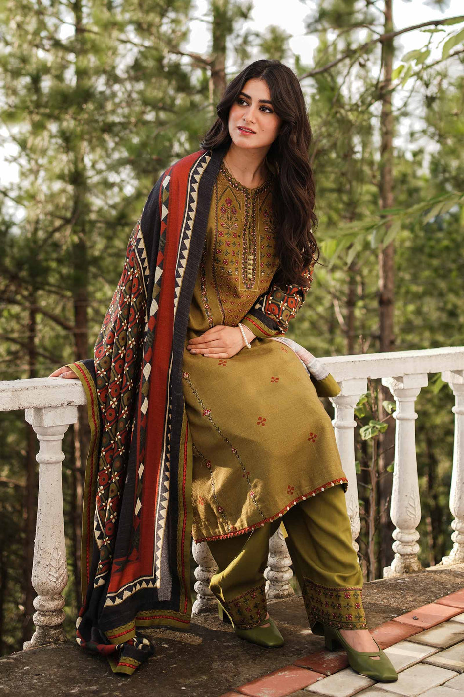 ZW22 - 5B | Coco By Zara Shahjahan | Winter Collection 2022