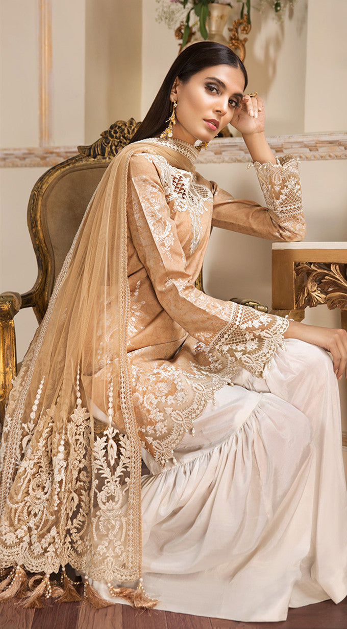 DIONE- Luxury Lawn 2019