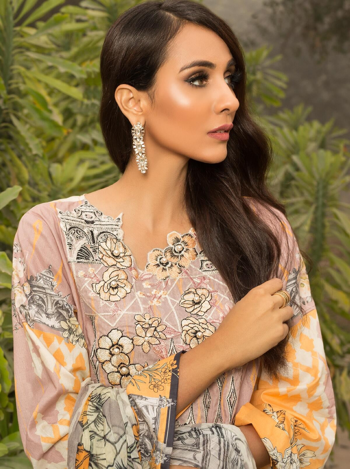 Honey Splash (Lawn - 3 Piece) by Beech Tree