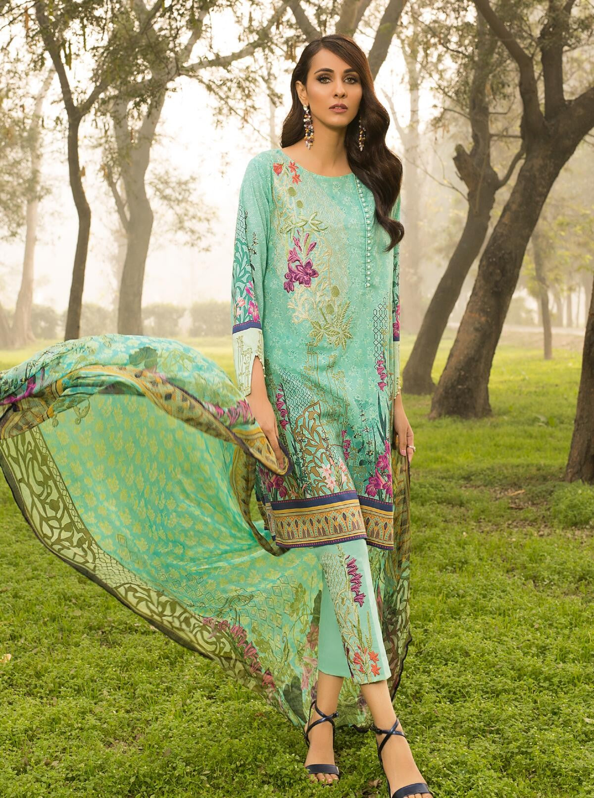 Glistening Timber (Lawn - 3 Piece) by Beech Tree