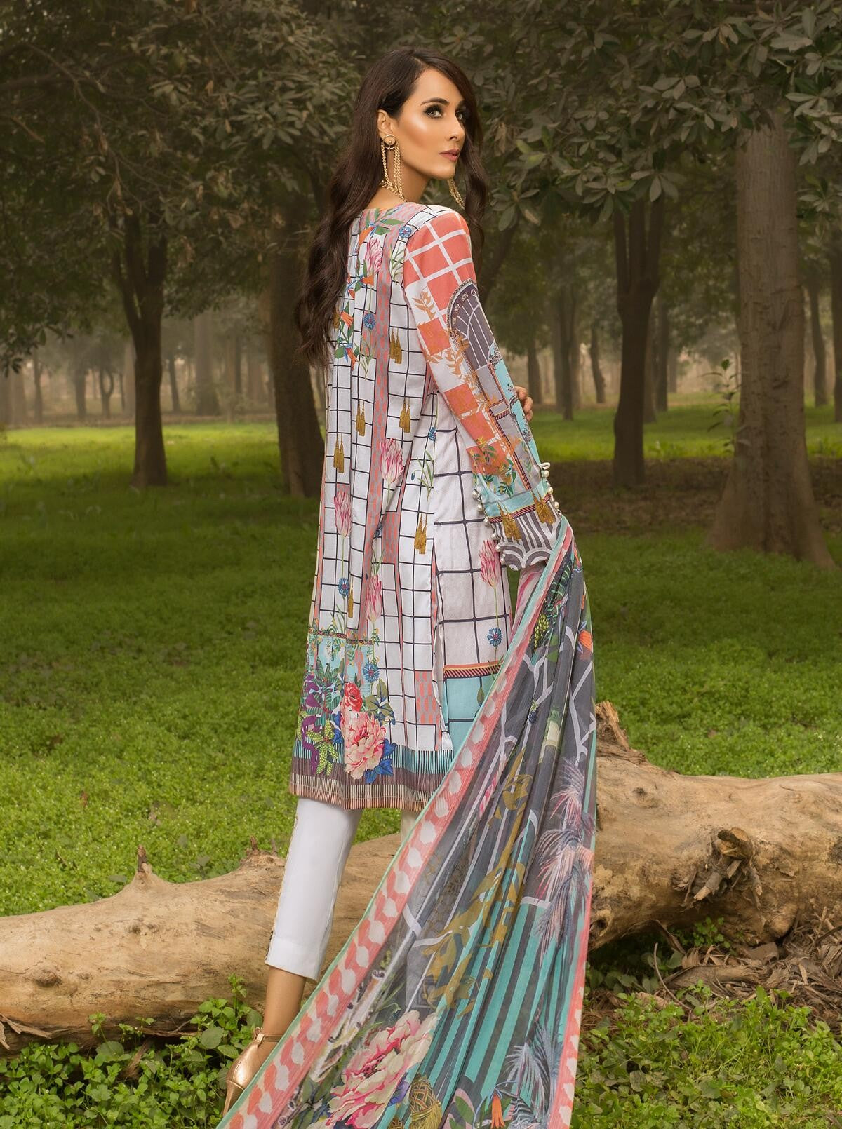 Blanc Jardin (Lawn - 3 Piece) by Beech Tree