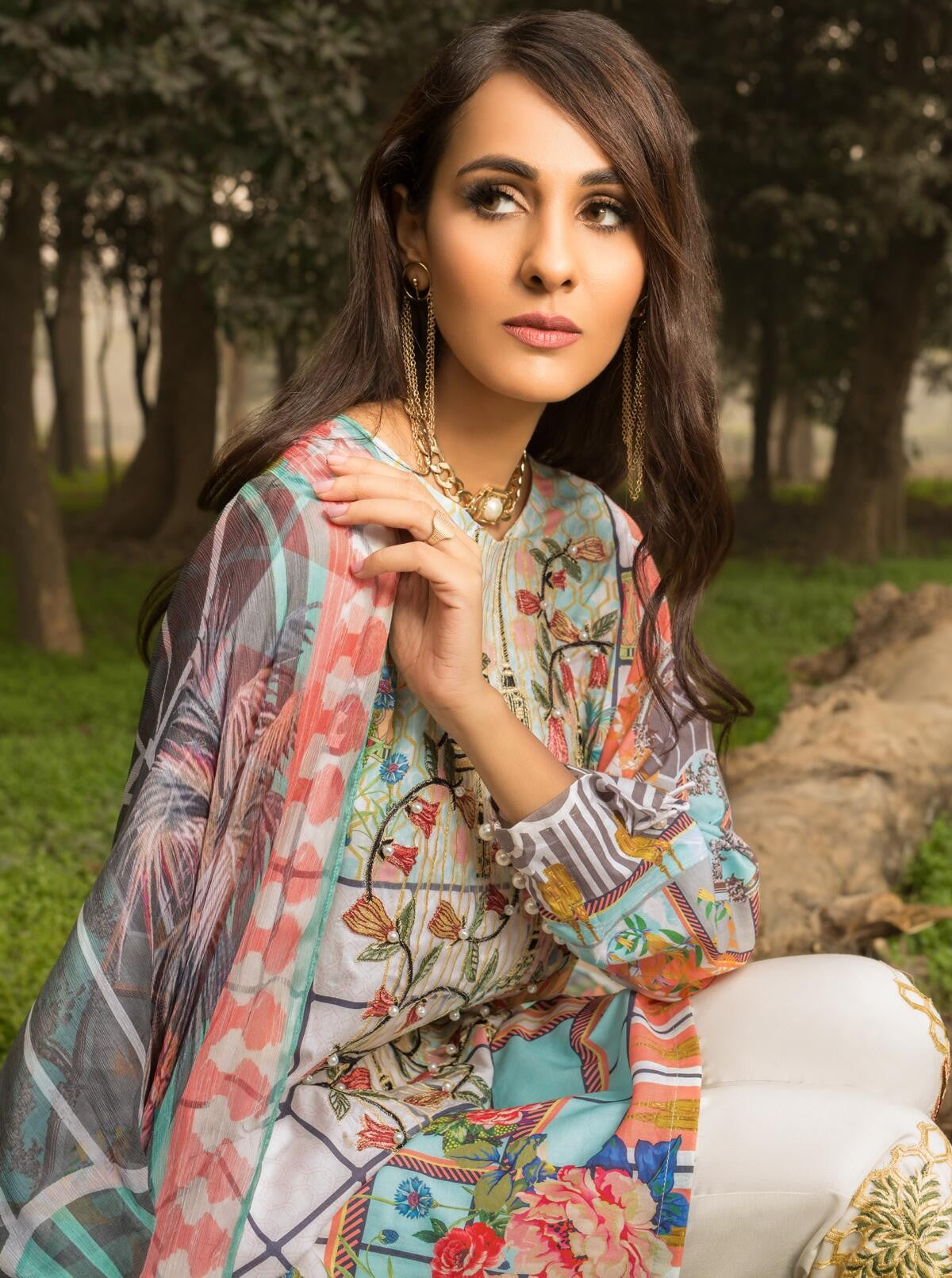 Blanc Jardin (Lawn - 3 Piece) by Beech Tree