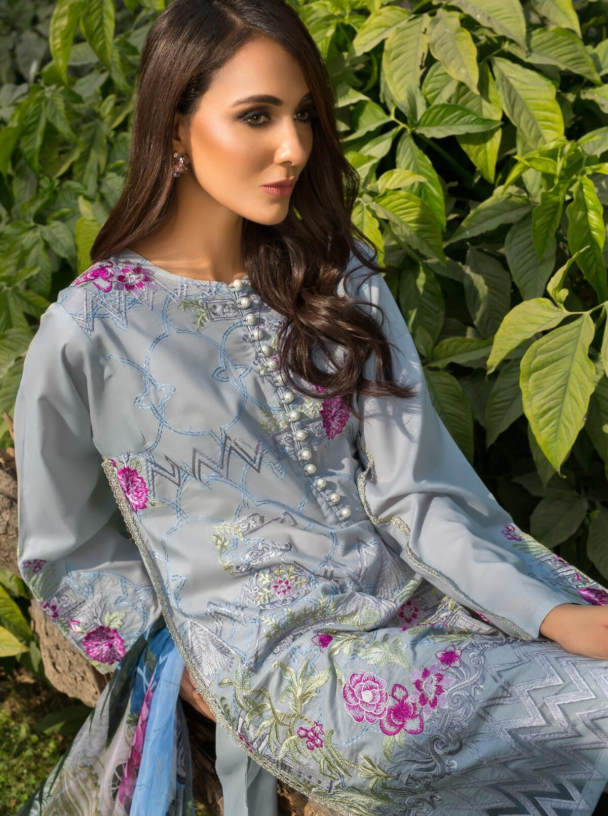 Aegean Ash (Lawn - 3 Piece) by Beech Tree