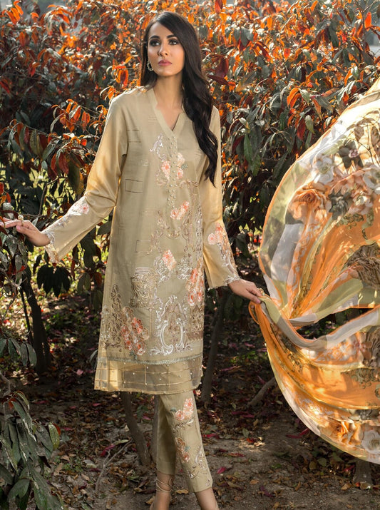 Salmon Spark (Lawn - 3 Piece) by Beech Tree