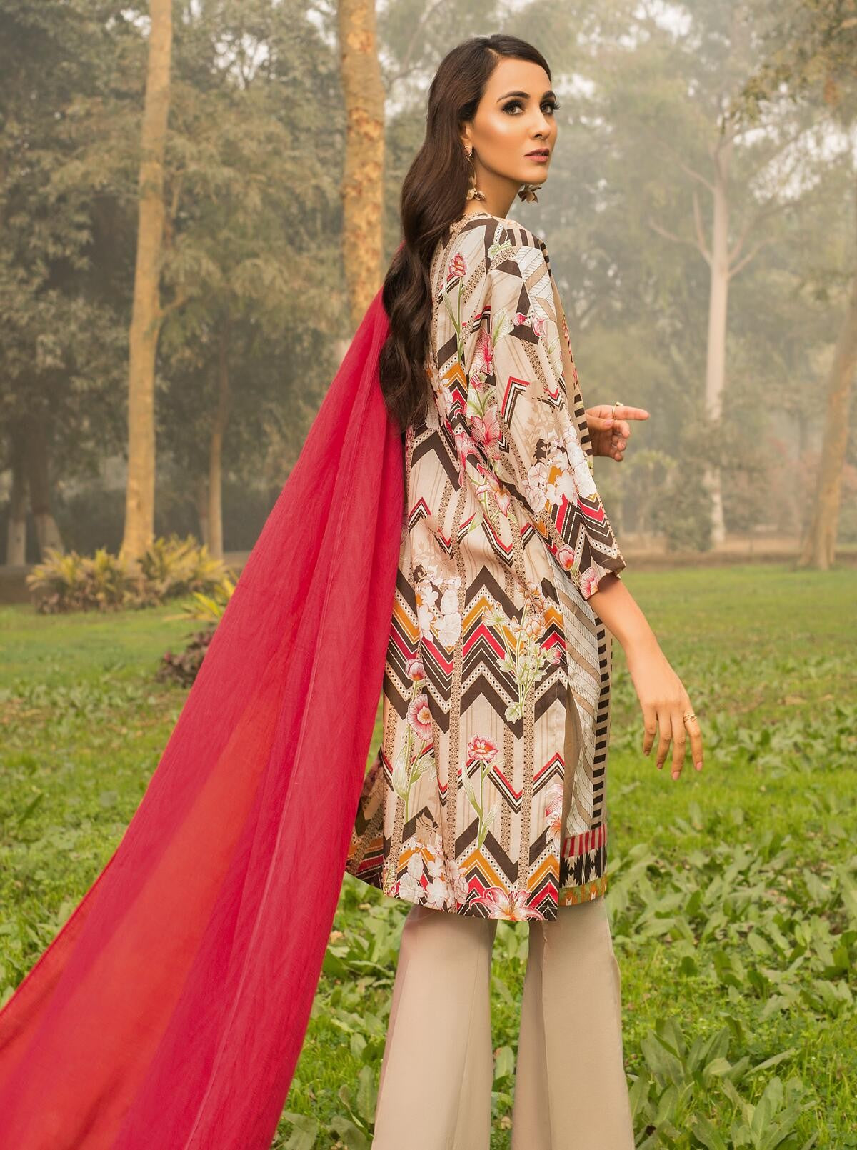 Japonica Glisten (Lawn - 2 Piece) by Beech Tree