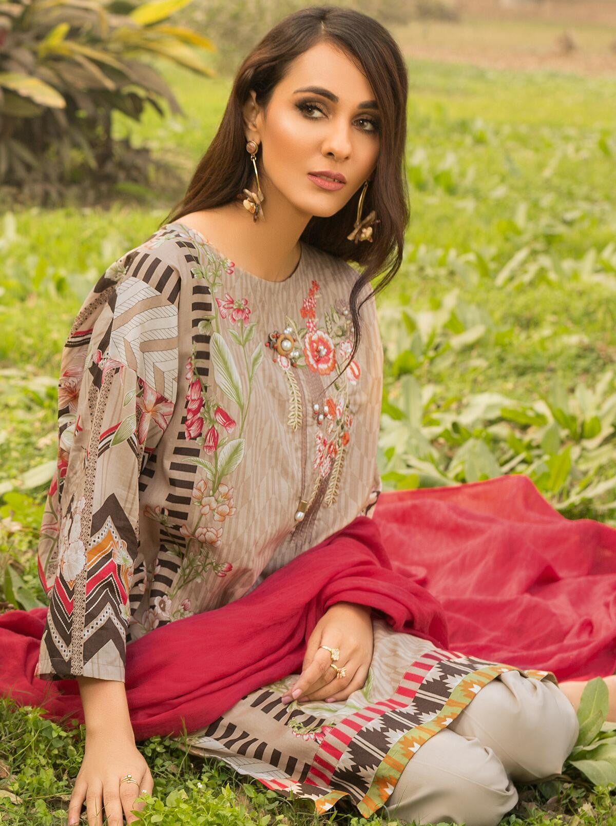 Japonica Glisten (Lawn - 2 Piece) by Beech Tree