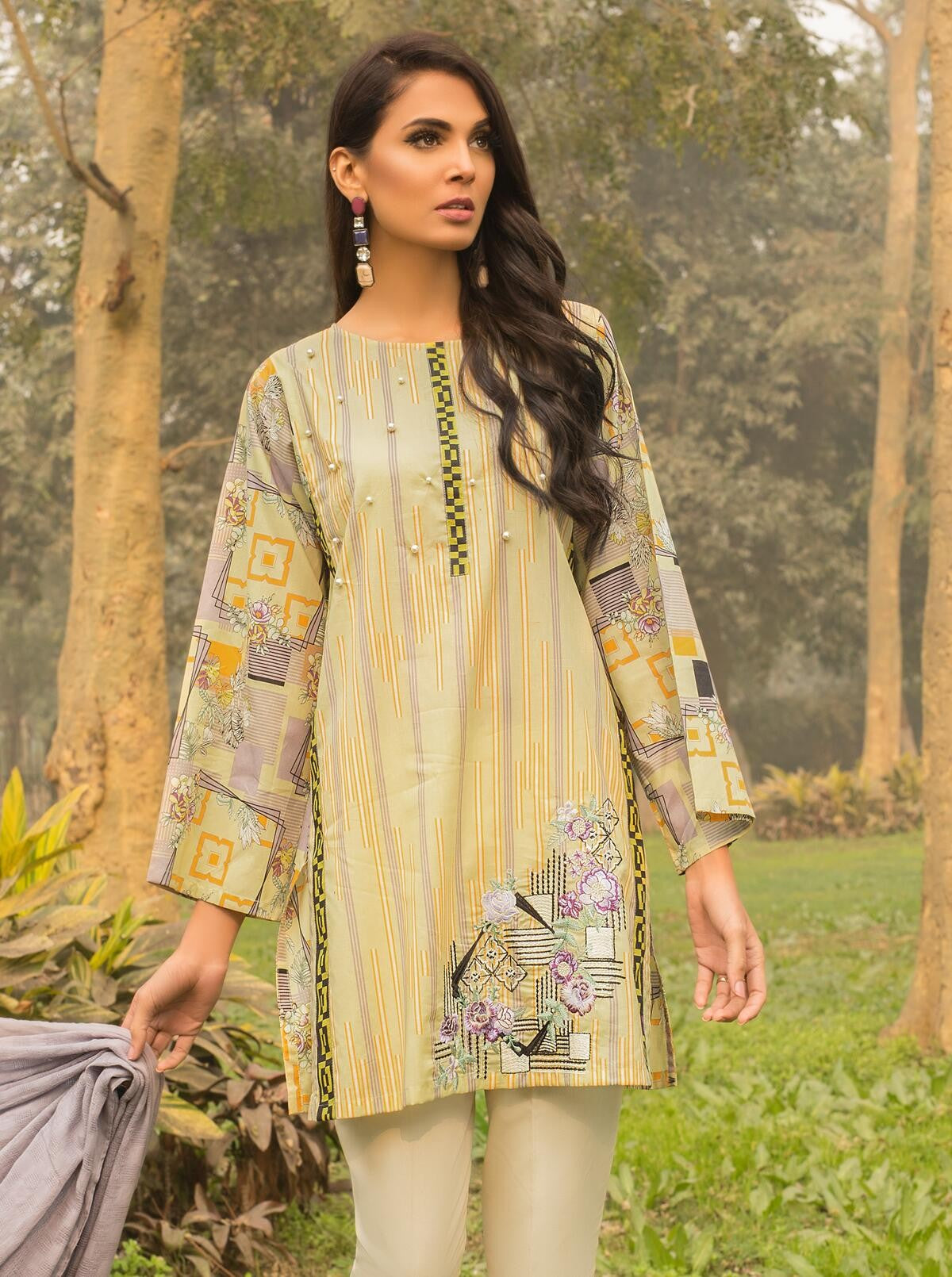 Amethyst Essence (Lawn - 2 Piece) by Beech Tree