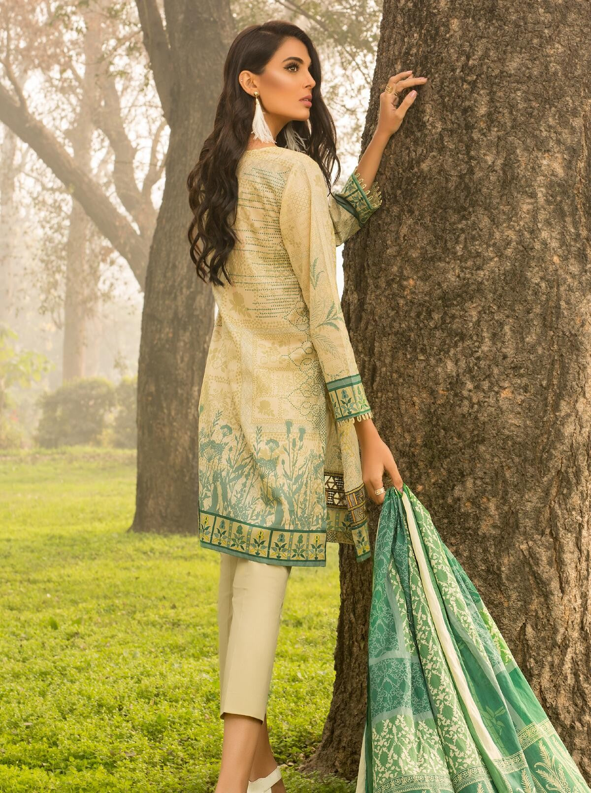 Beaming Verdant (Lawn - 2 Piece) by Beech Tree