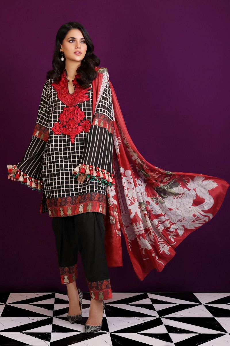 01 (Sana Safinaz Pre-Fall'19 Collection)