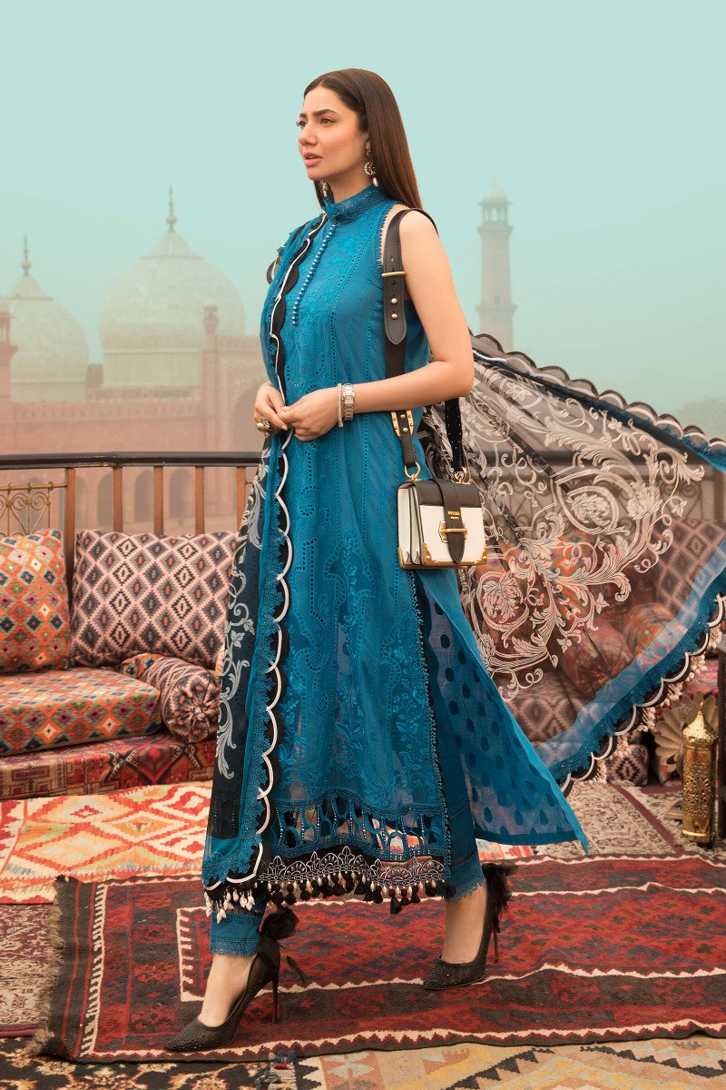 D22-08-B | Maria B | Unstitched Luxury Lawn Collection 2022