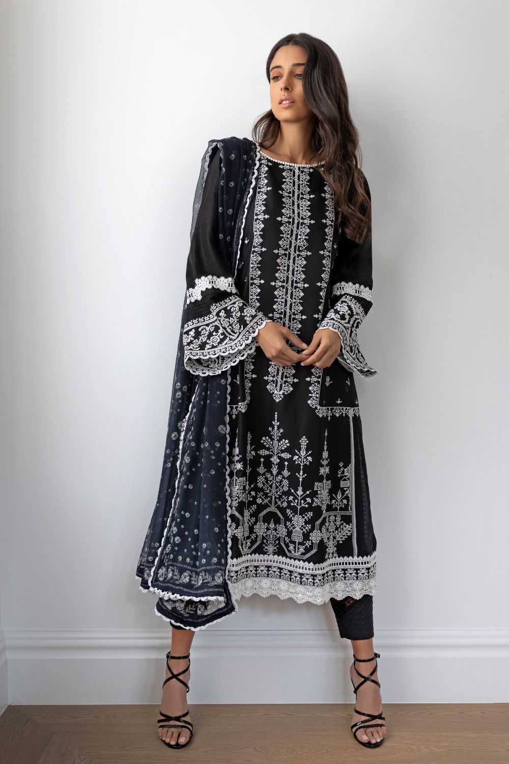 MN21 - 03 | Sobia Nazir | Monochrome Collection 2021