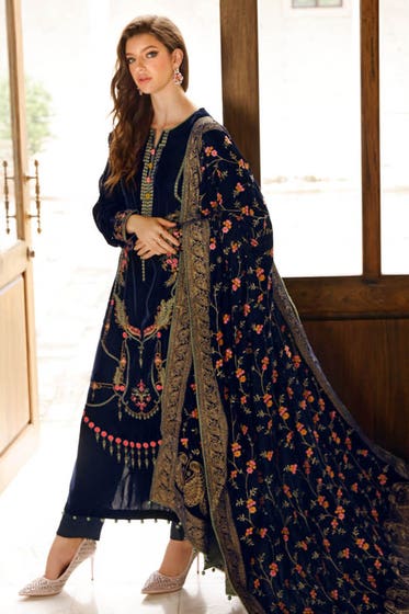 3PC Unstitched Velvet Suit WV-22006 | Gulahmed | Winter Collection 202 Ayat B Wardrobe 3PC Unstitched Velvet Suit WV-22006 | Gulahmed | Winter Collection 202 Ayat B Wardrobe