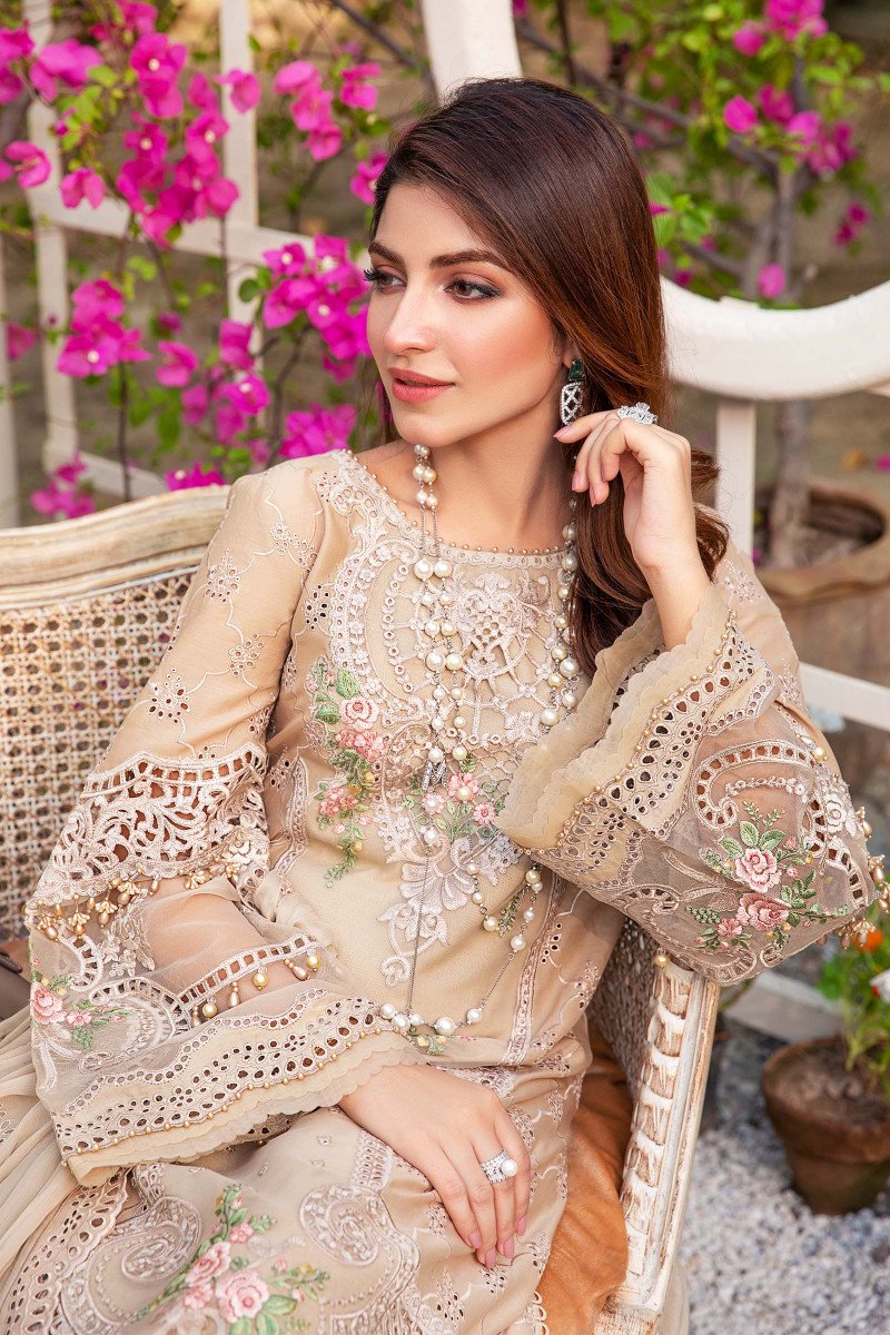 EL - 22 - 06 - Coffee | Maria B | Eid Lawn Collection 2022