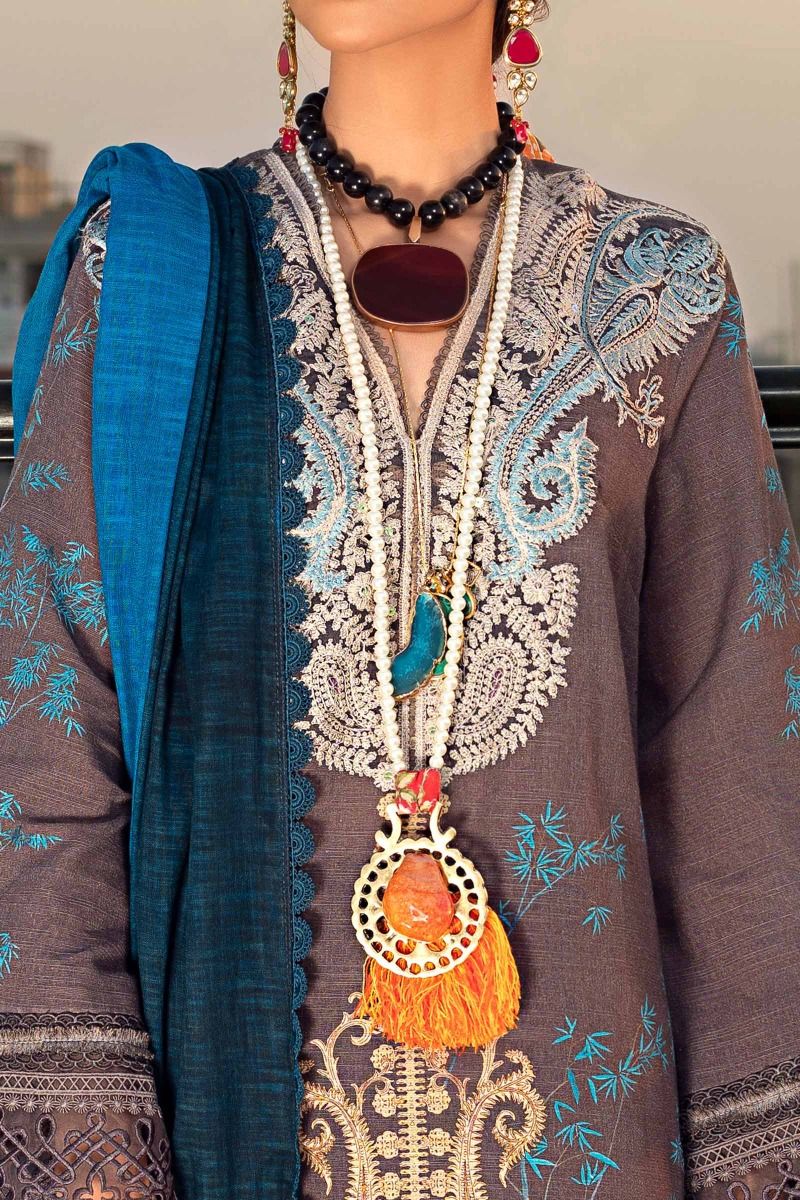H202-04A-CQ | Sana Safinaz | Mahay Winter'20