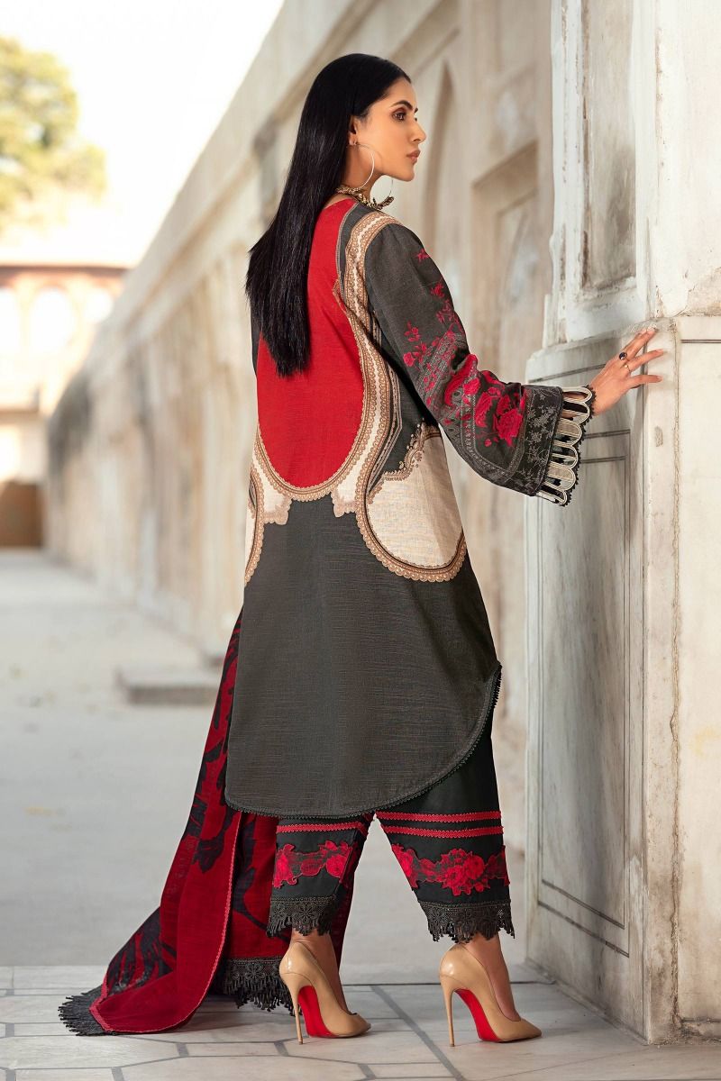 H202-05A-CQ | Sana Safinaz | Mahay Winter'20