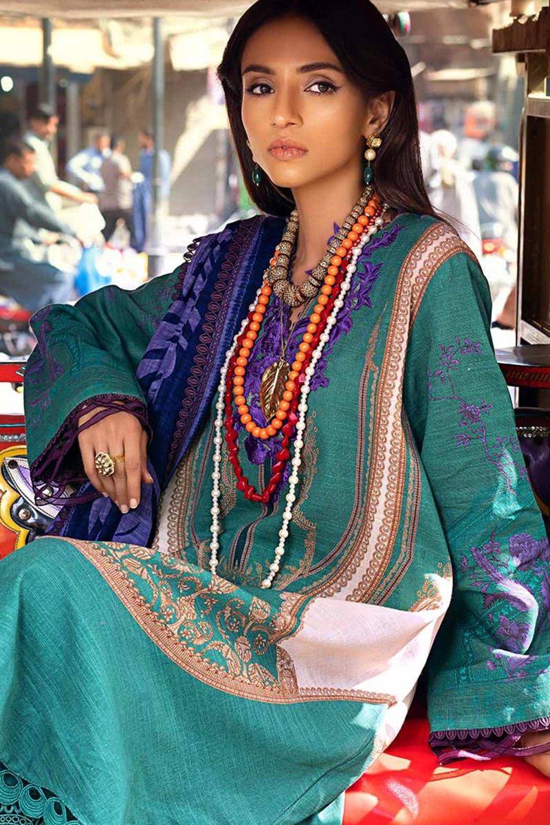 H202-05B-CQ | Sana Safinaz | Mahay Winter'20