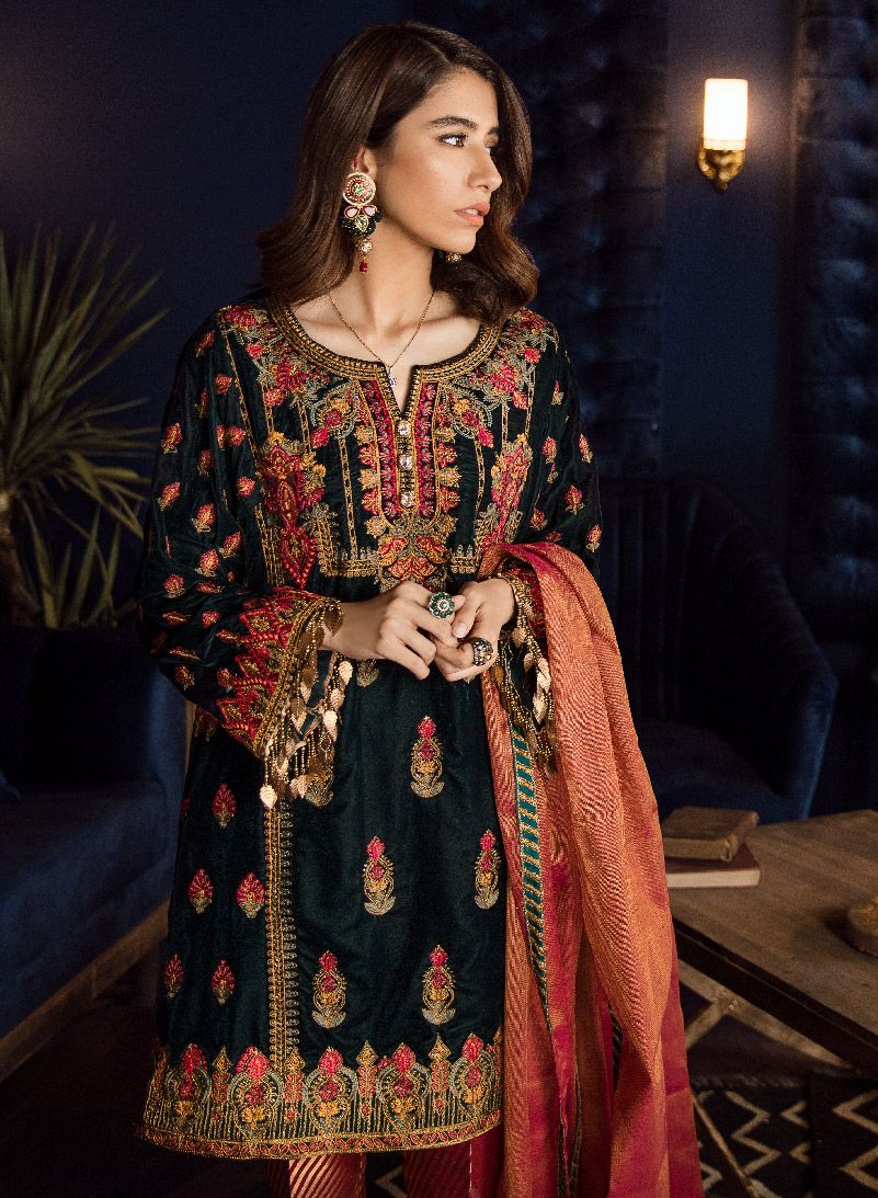 IFV - 08 Dark Forest 3PC (Iznik Festive Velvet'19)