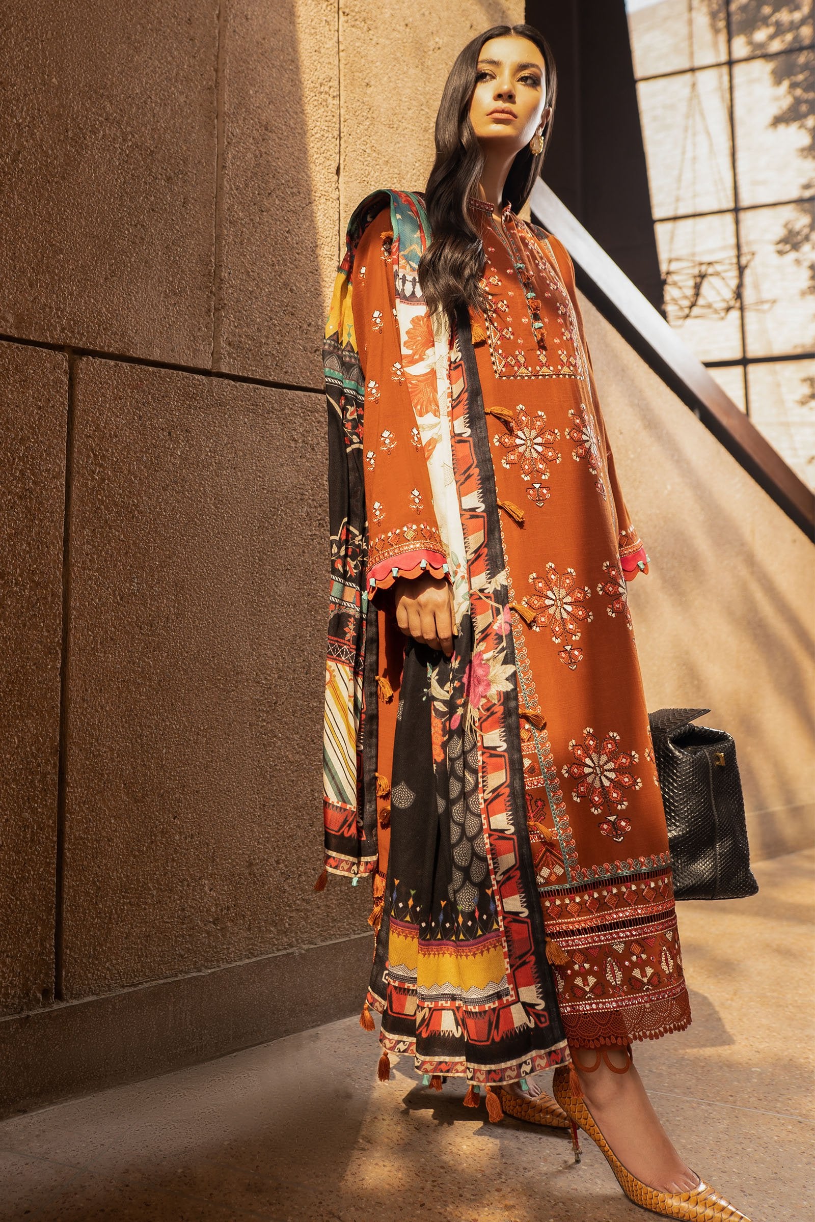 Ziya (ZW20-15) | Zaha | Modern Scapes | Winter'20