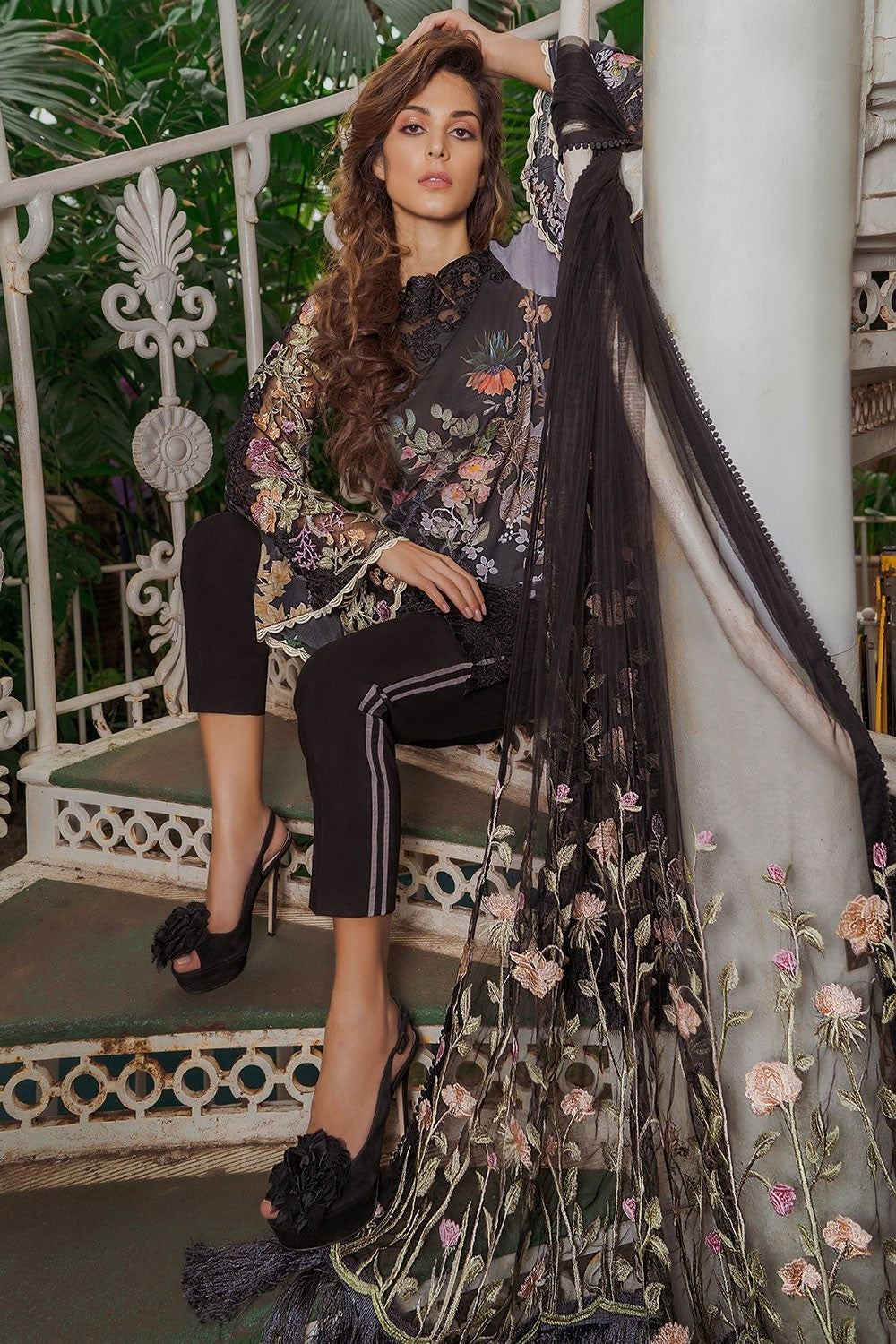 11-B Sobia Nazir Luxury Lawn 2019
